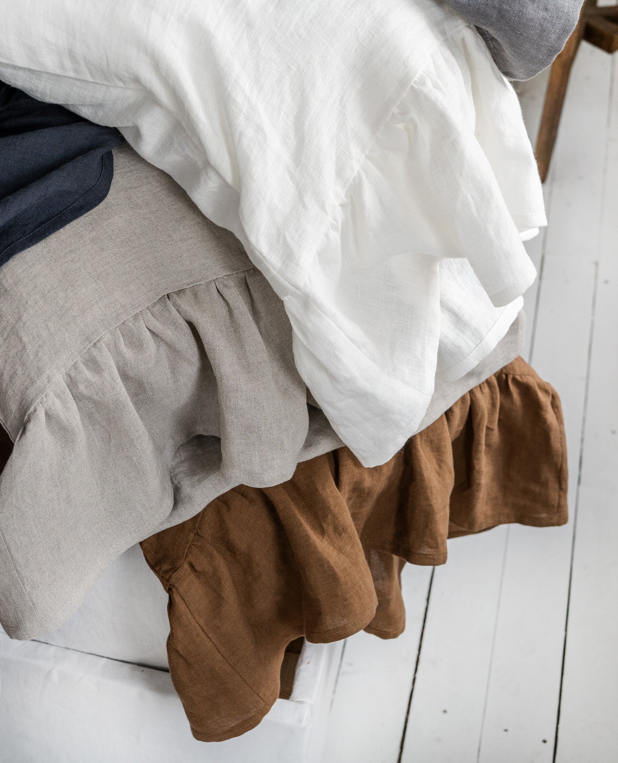 Linen Pillowcase with Side Ruffle