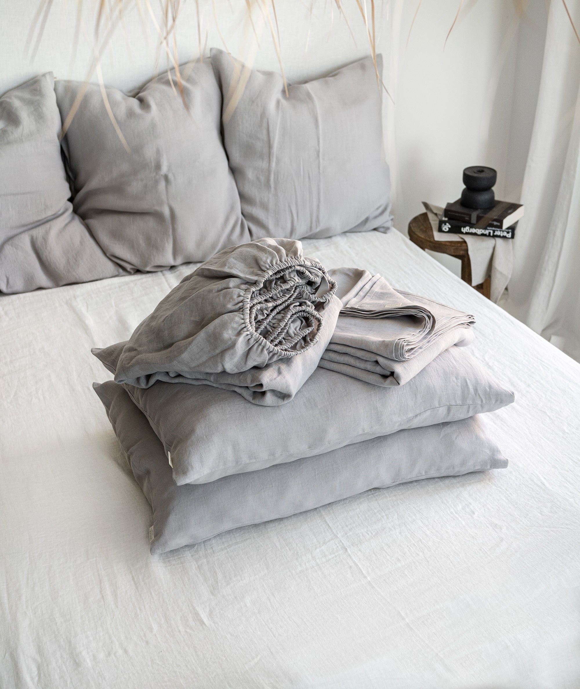 Linen Sheet Set in Cloud Gray