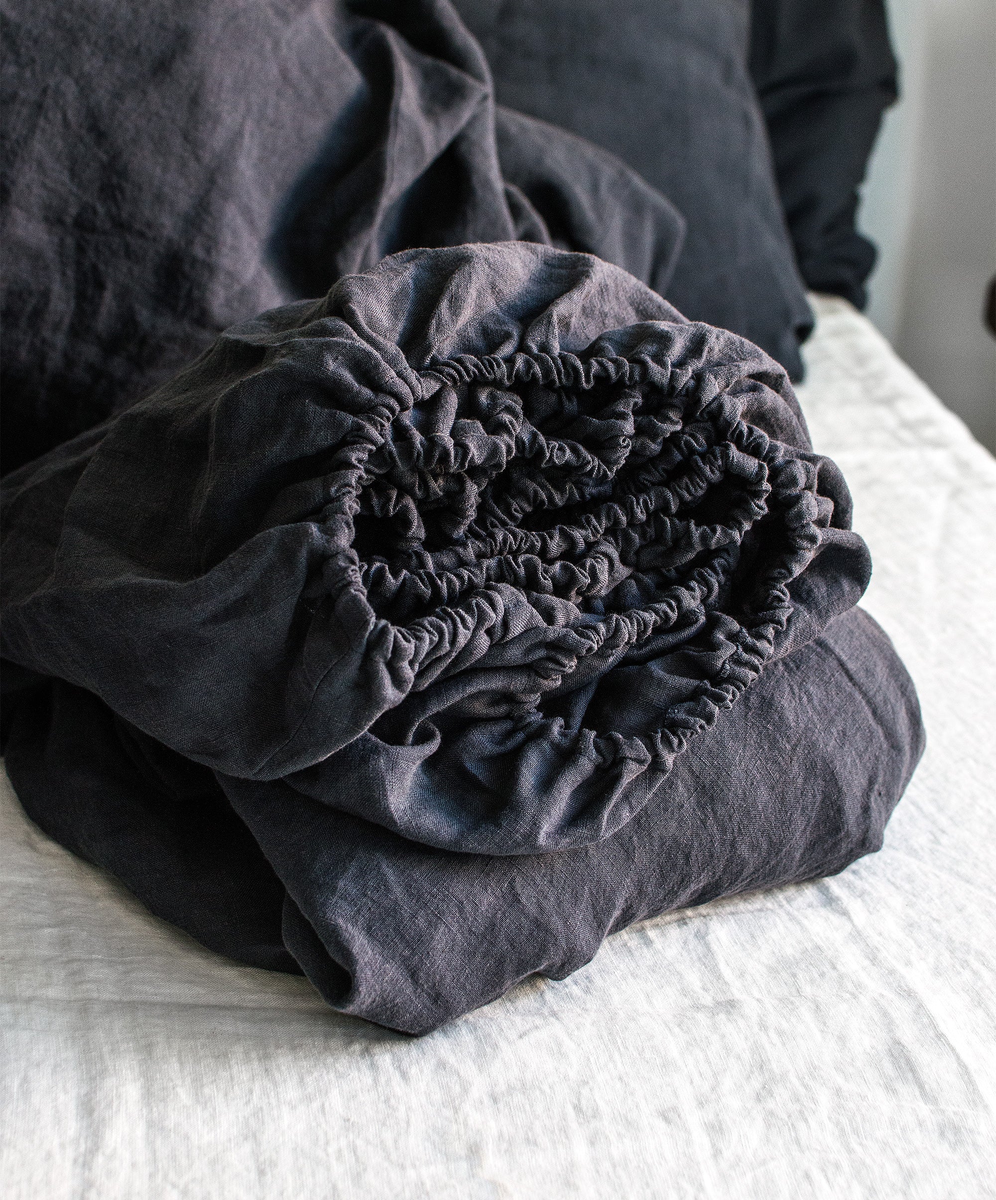 Linen Fitted Sheet in Graphite Blue