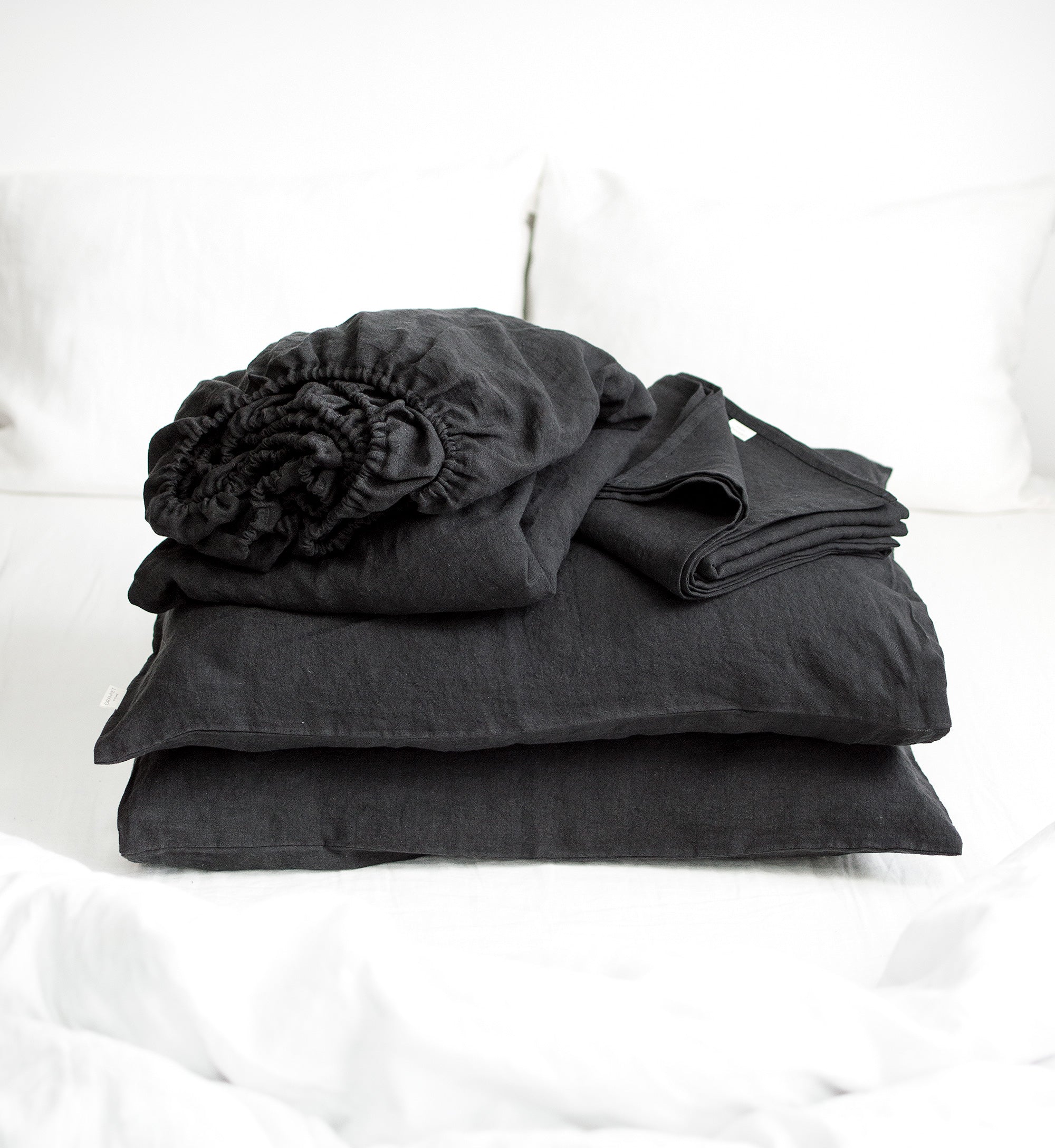 Linen Sheet Set in Space Black