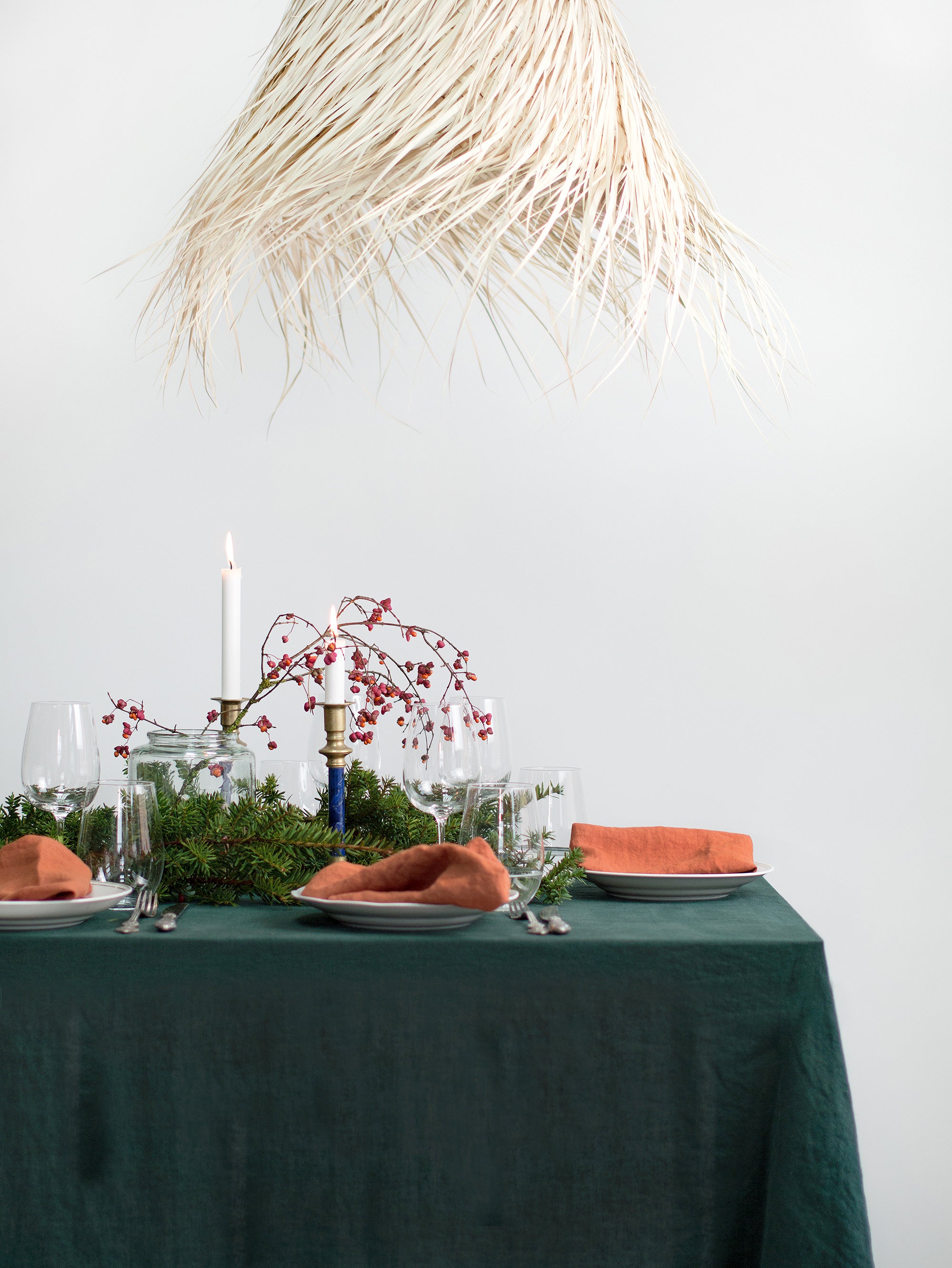 Linen tablecloth in Jungle Green