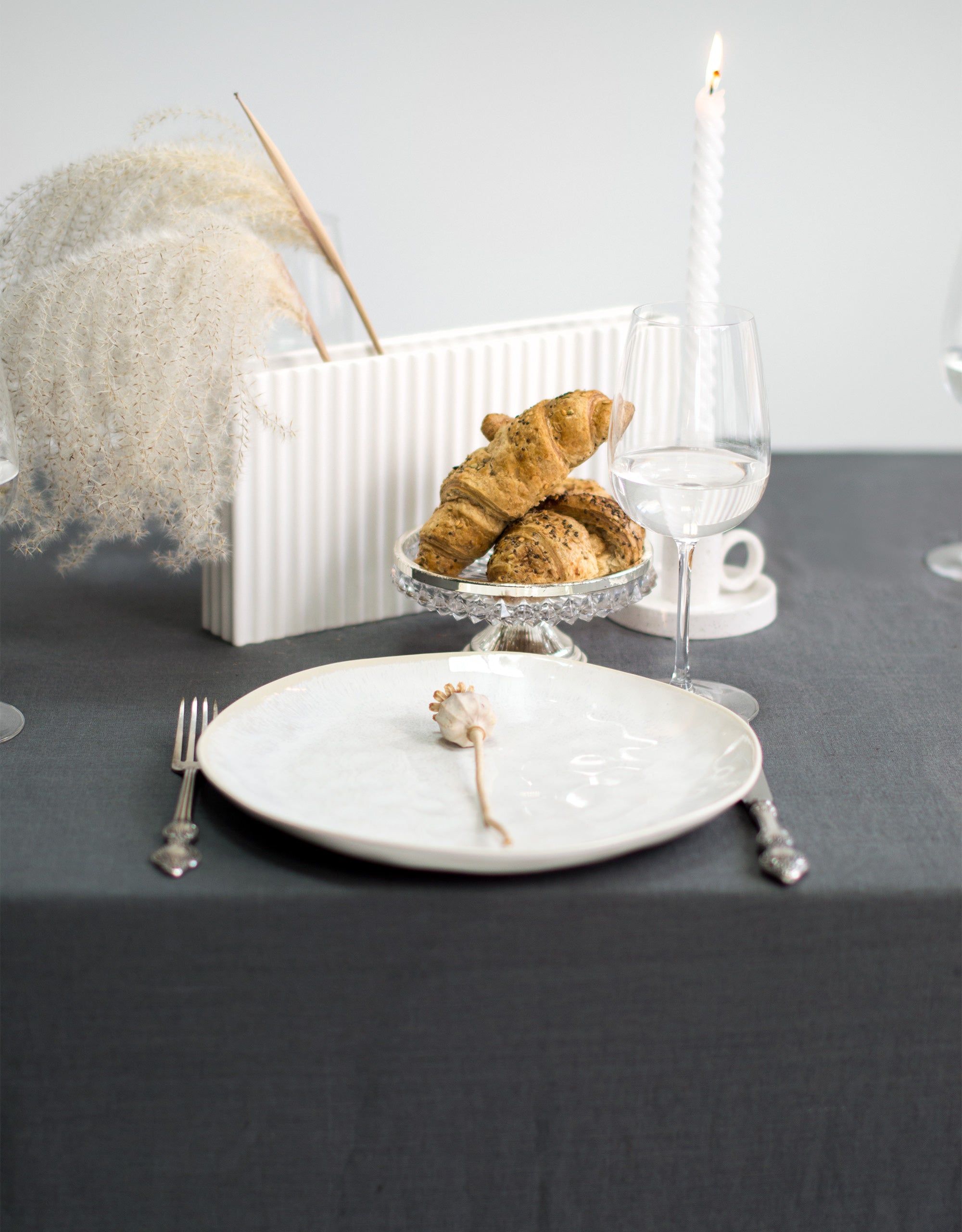 Linen Tablecloth in Charcoal Gray