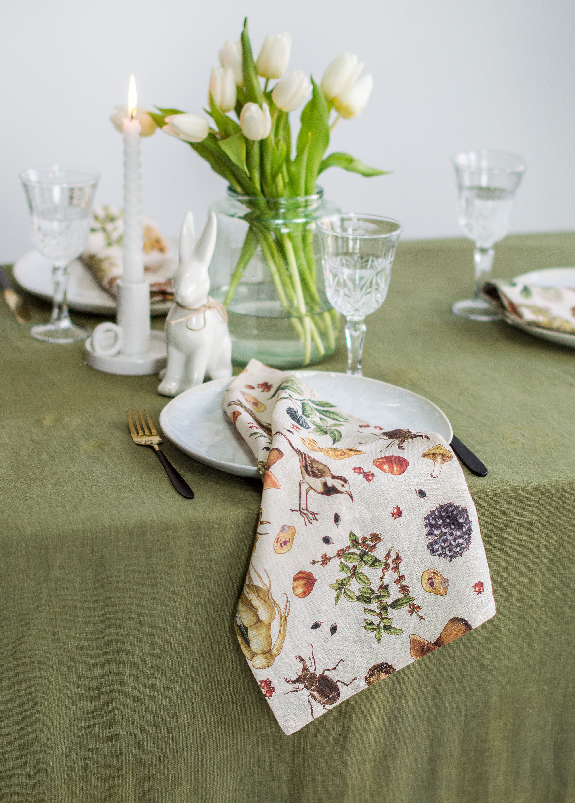 Linen tablecloth in Olive Green