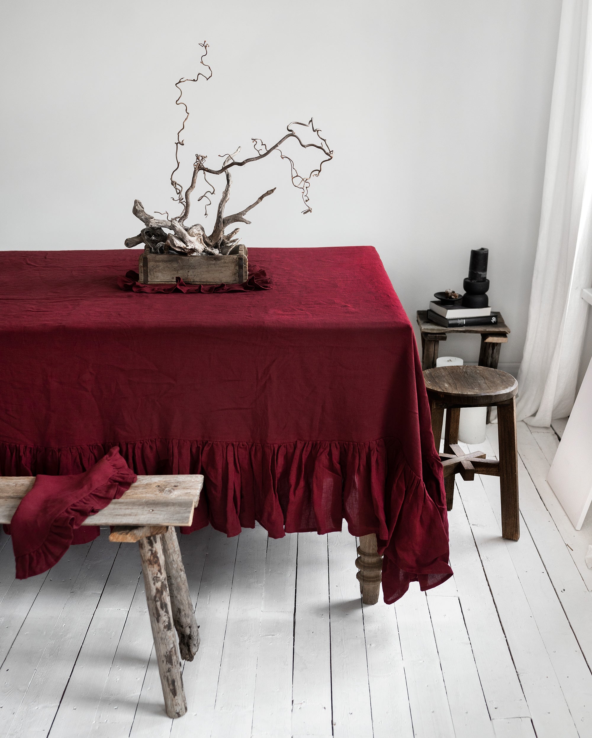 Ruffled Linen Tablecloth in Maroon