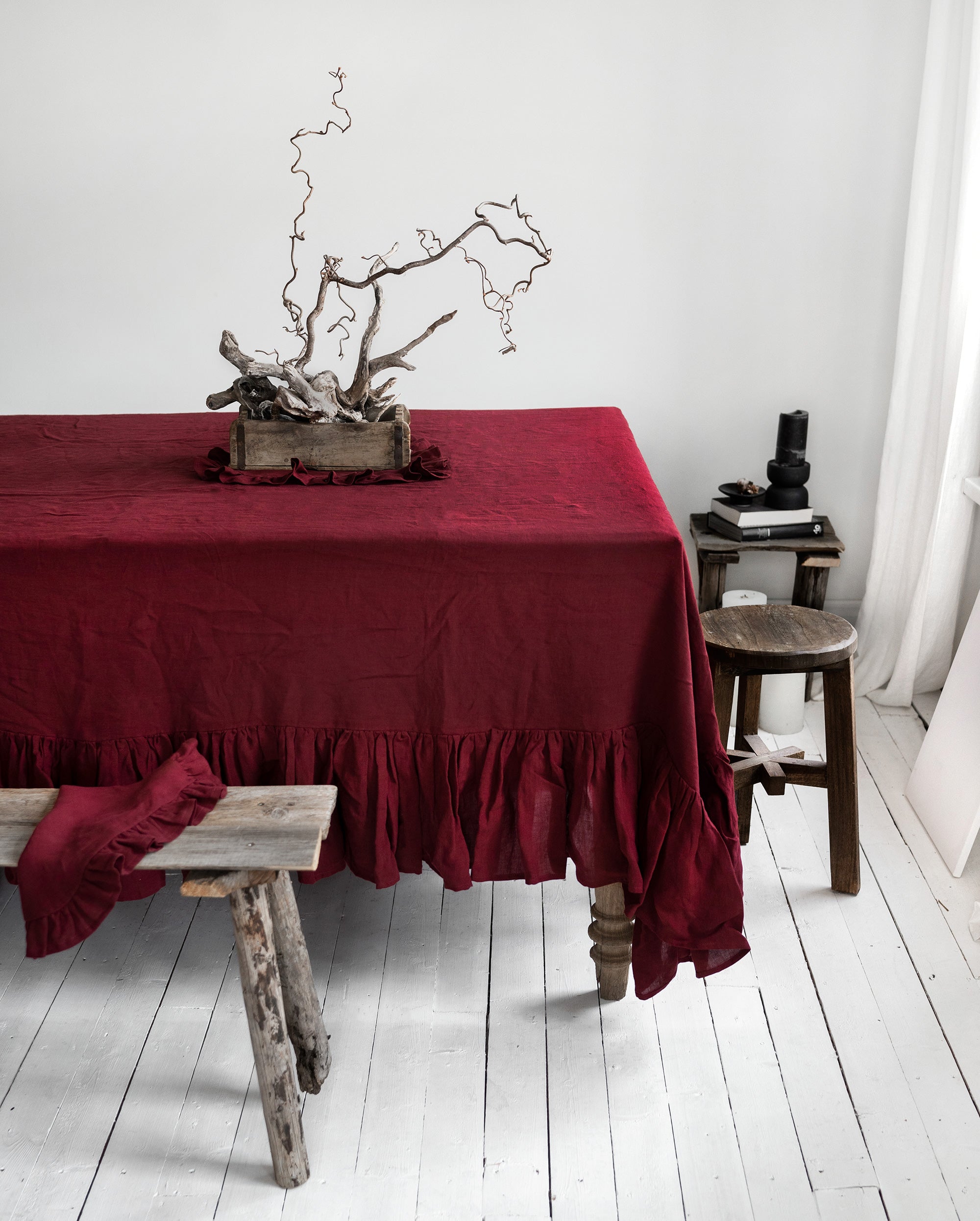 Ruffled Linen Tablecloth in Maroon