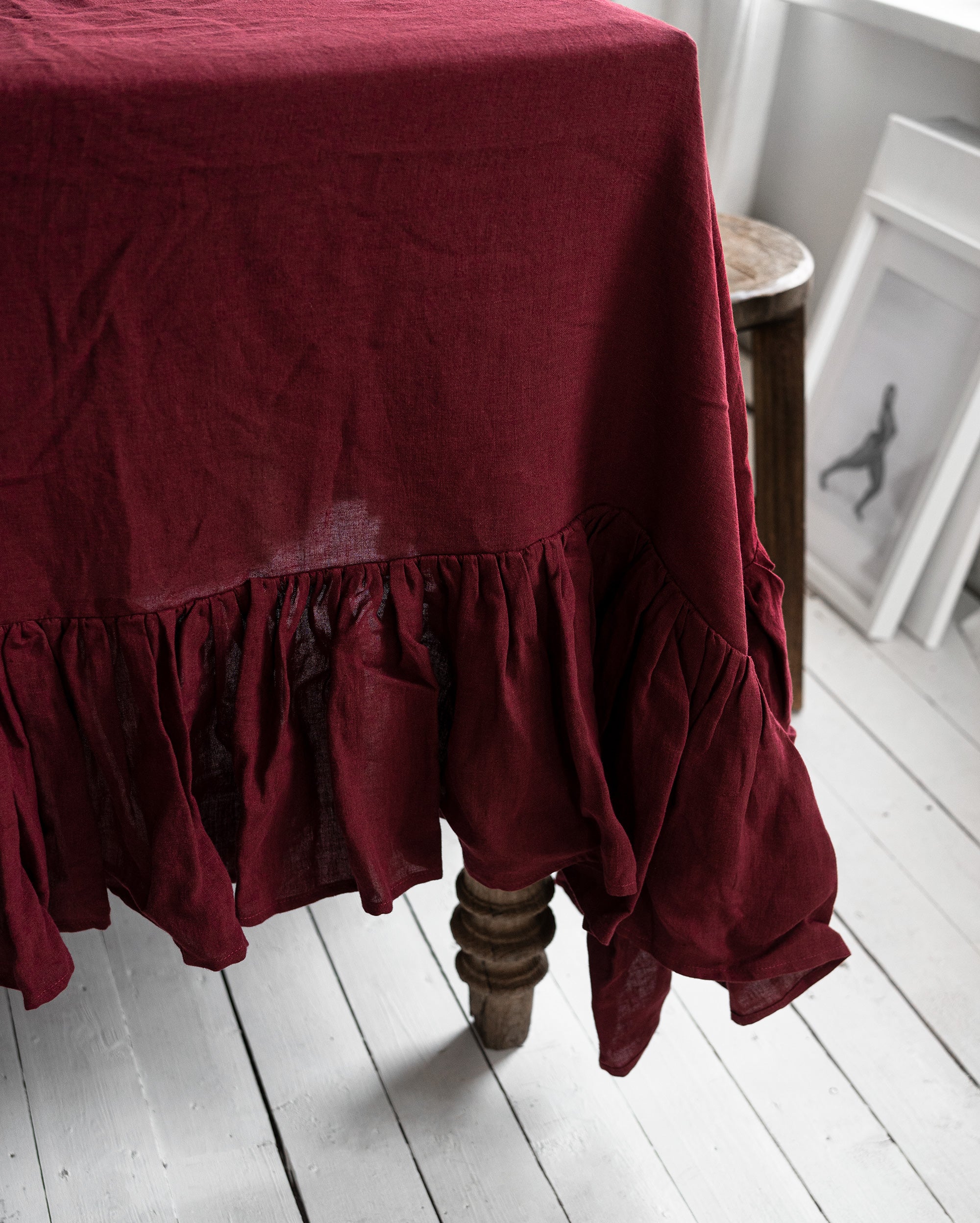 Ruffled Linen Tablecloth in Maroon