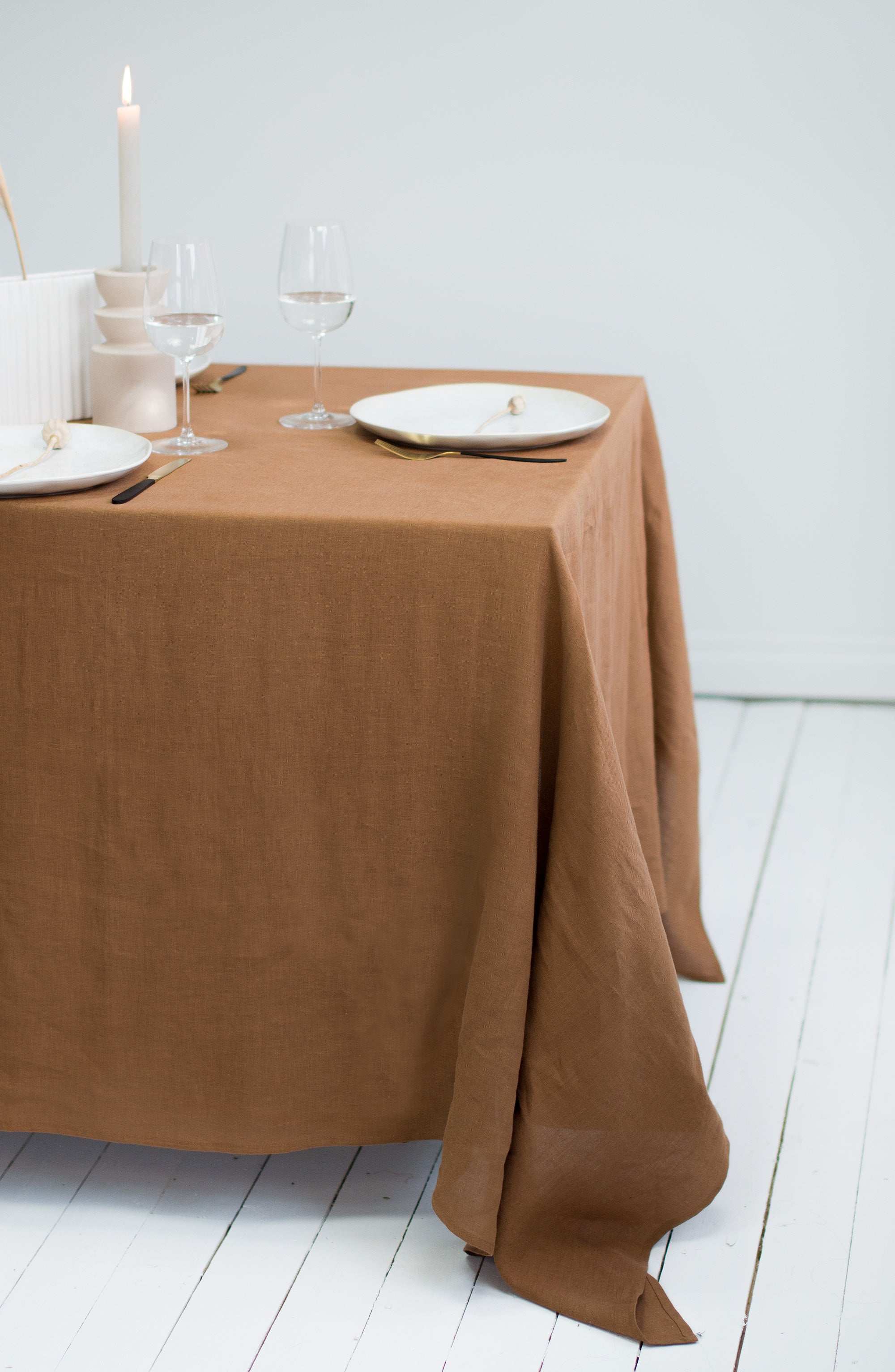 Linen Tablecloth in Tobacco
