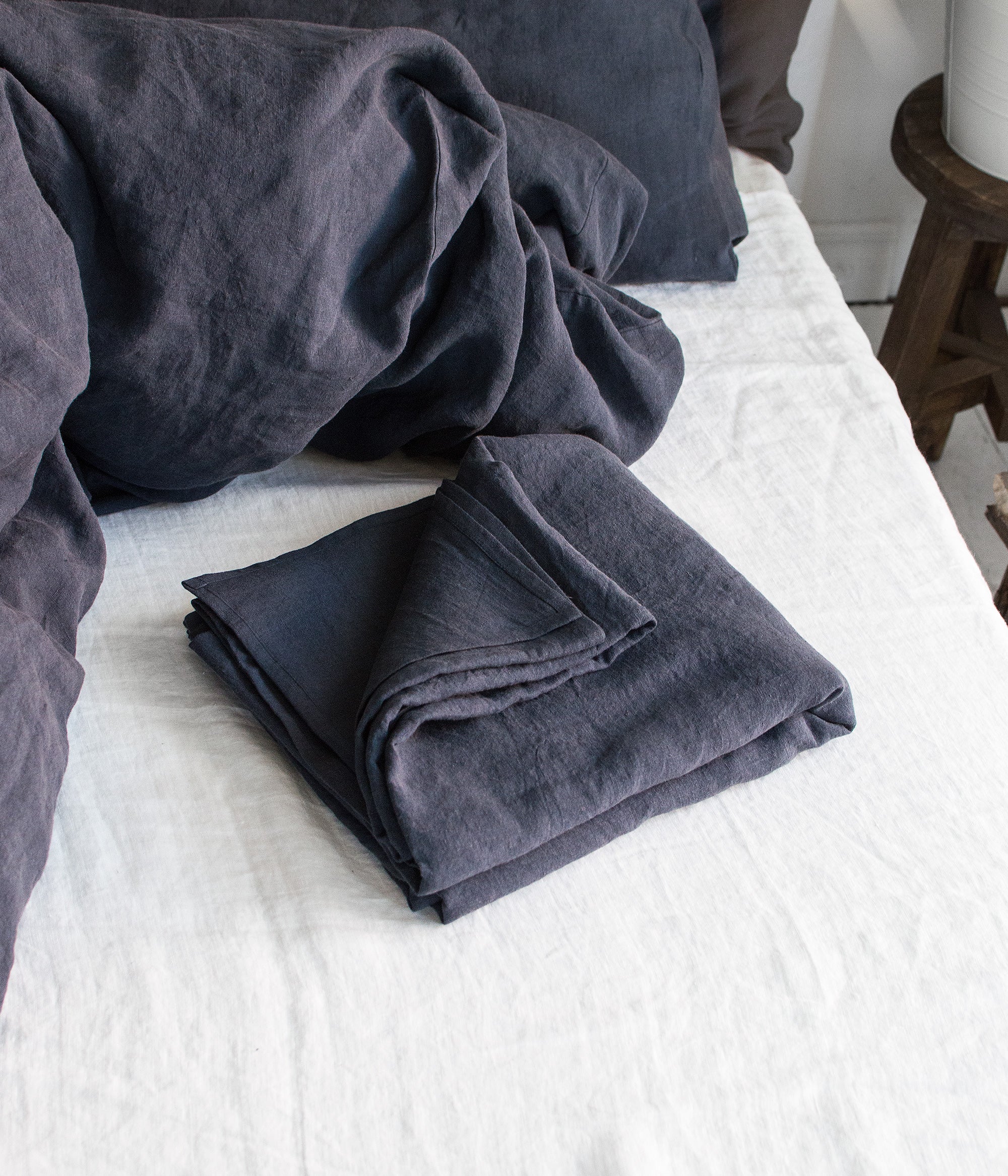 Linen Flat Sheet in Graphite Blue