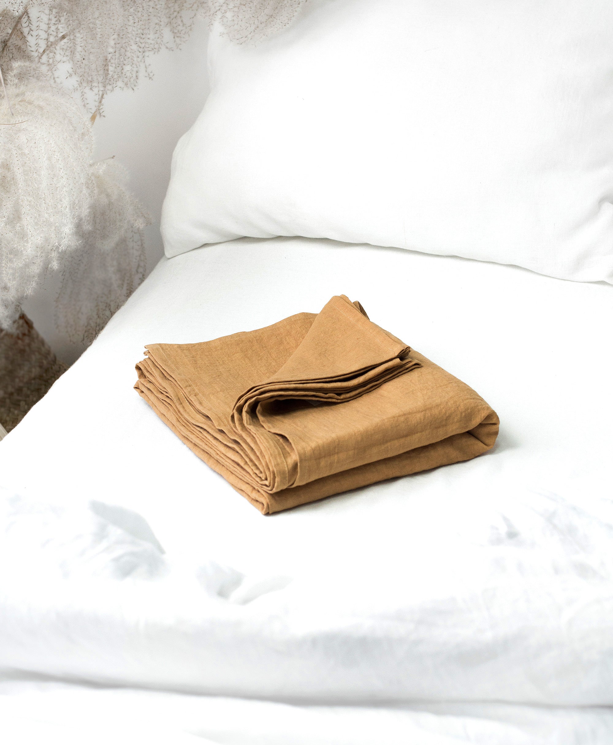 Linen Flat Sheet in Peanut