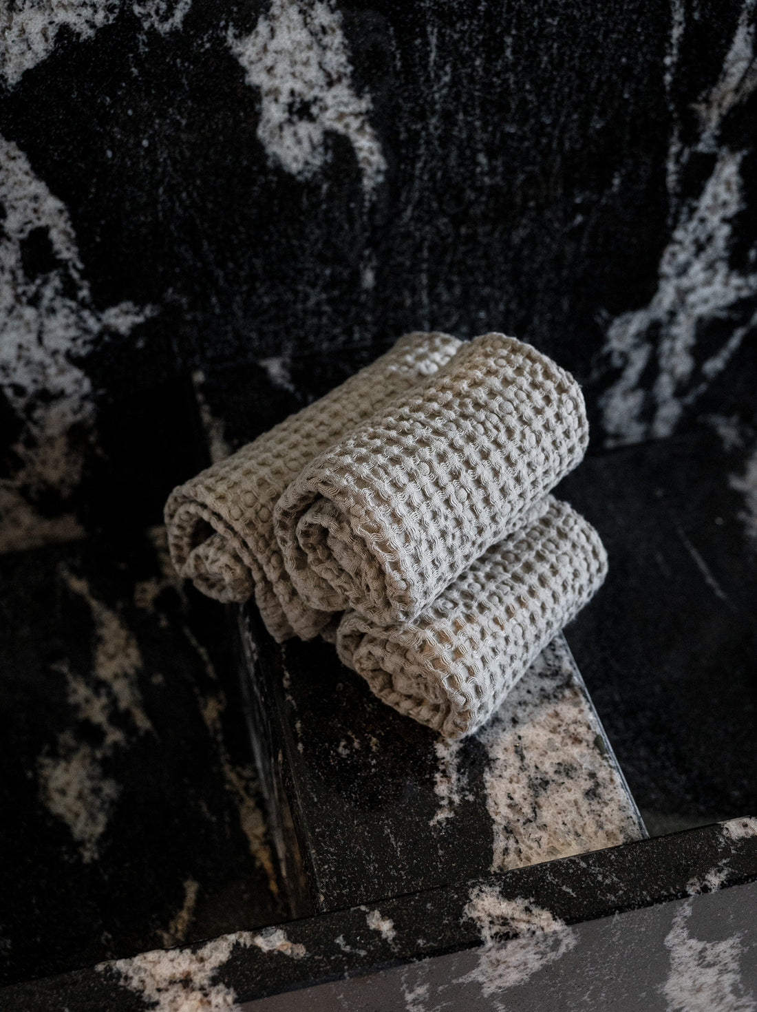 Linen Waffle Bath & Hand Towels in Charcoal Gray
