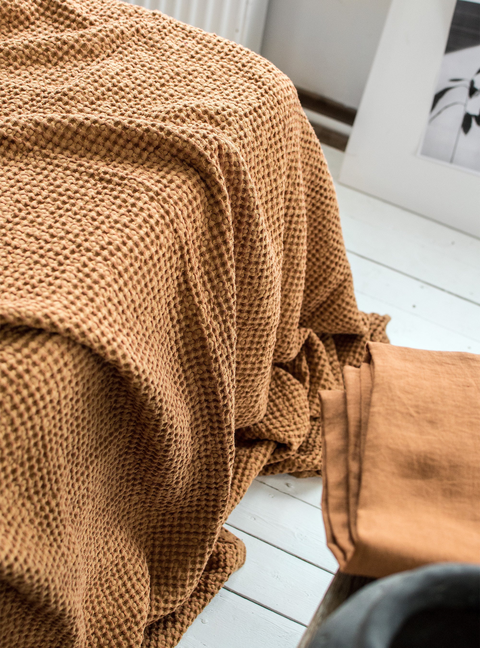 Waffle Blanket in Cinnamon