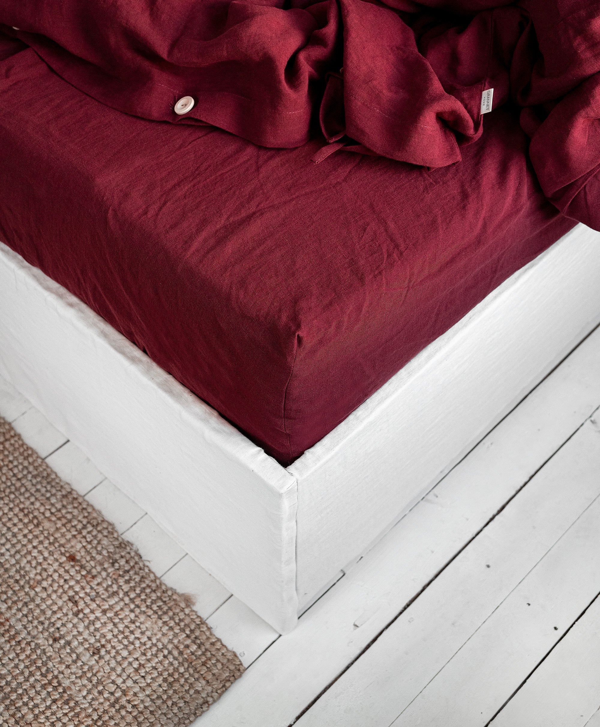 Linen Sheet Set in Maroon