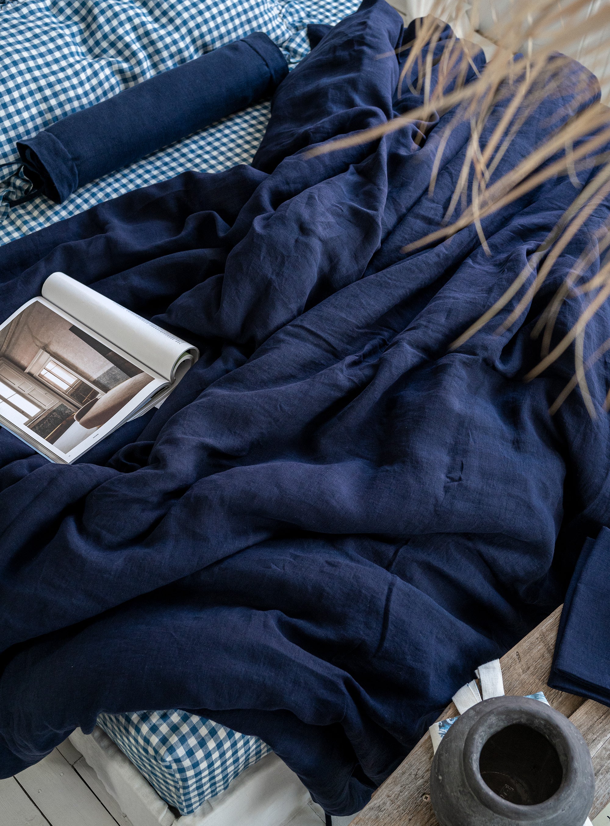 Linen Bedding Set in Midnight Blue - Duvet Cover & 2 Pillowcases