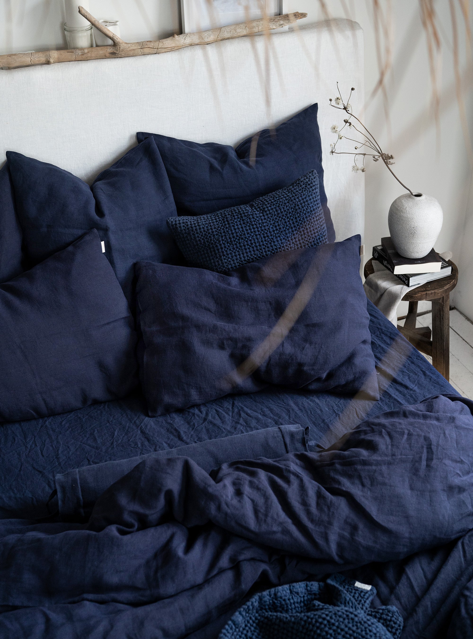 Linen Bedding Set in Midnight Blue - Duvet Cover & 2 Pillowcases
