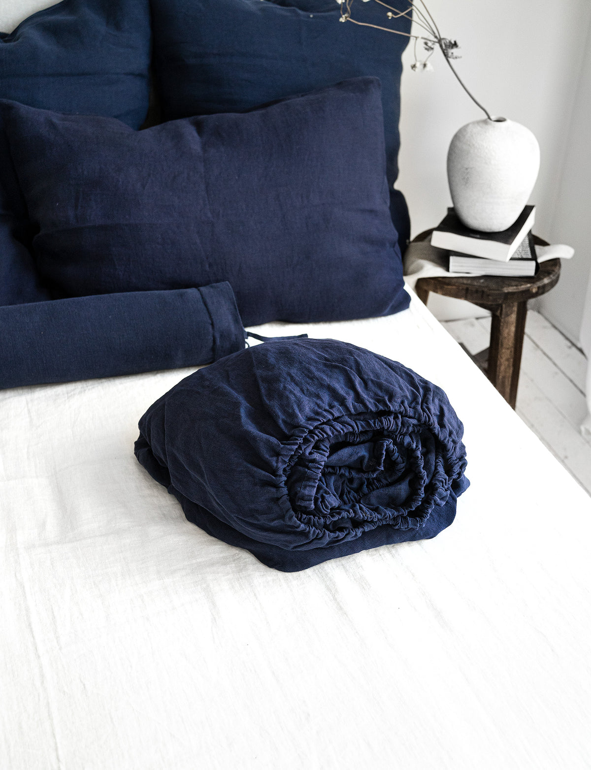 Linen Fitted Sheet in Midnight Blue
