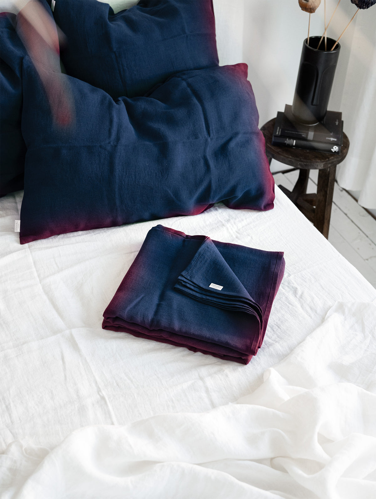 Linen Flat Sheet in Midnight Blue