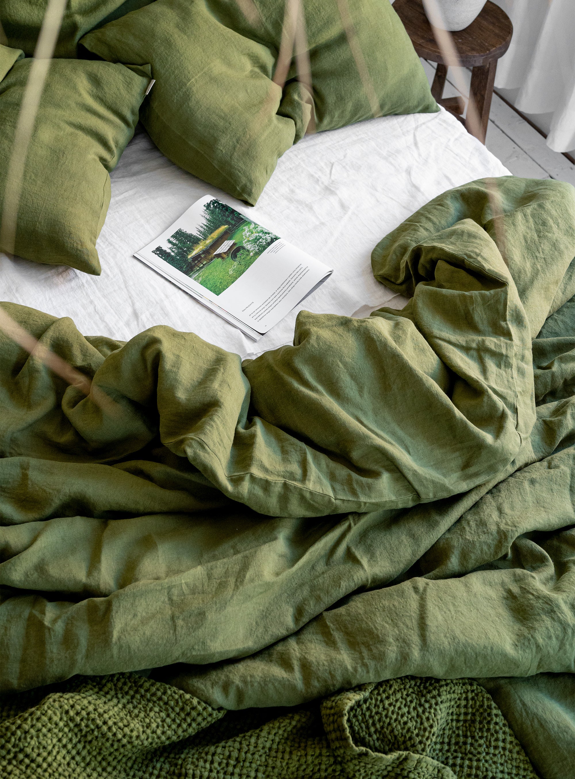 Linen Sheet Set in Moss Green