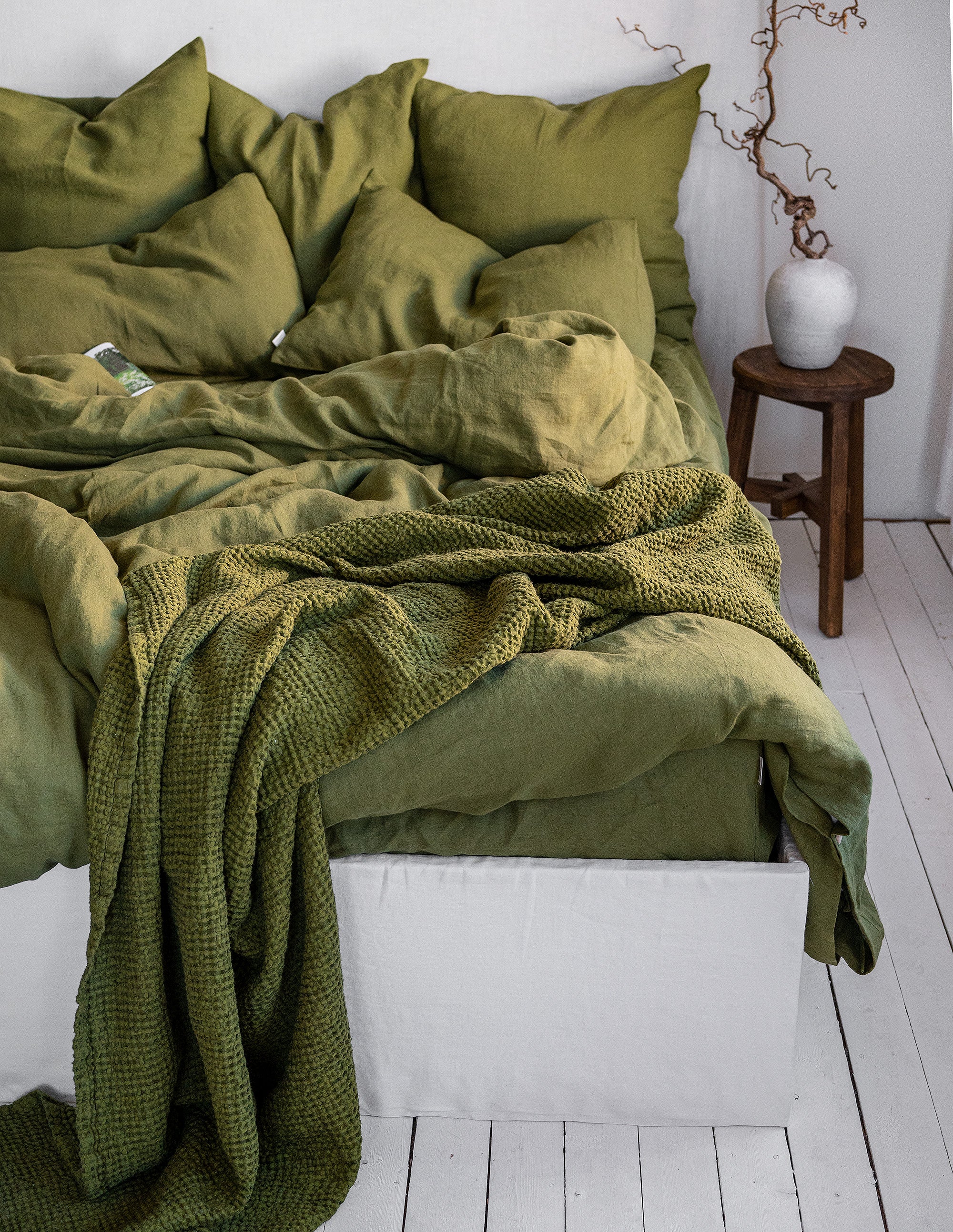 Linen Sheet Set in Moss Green