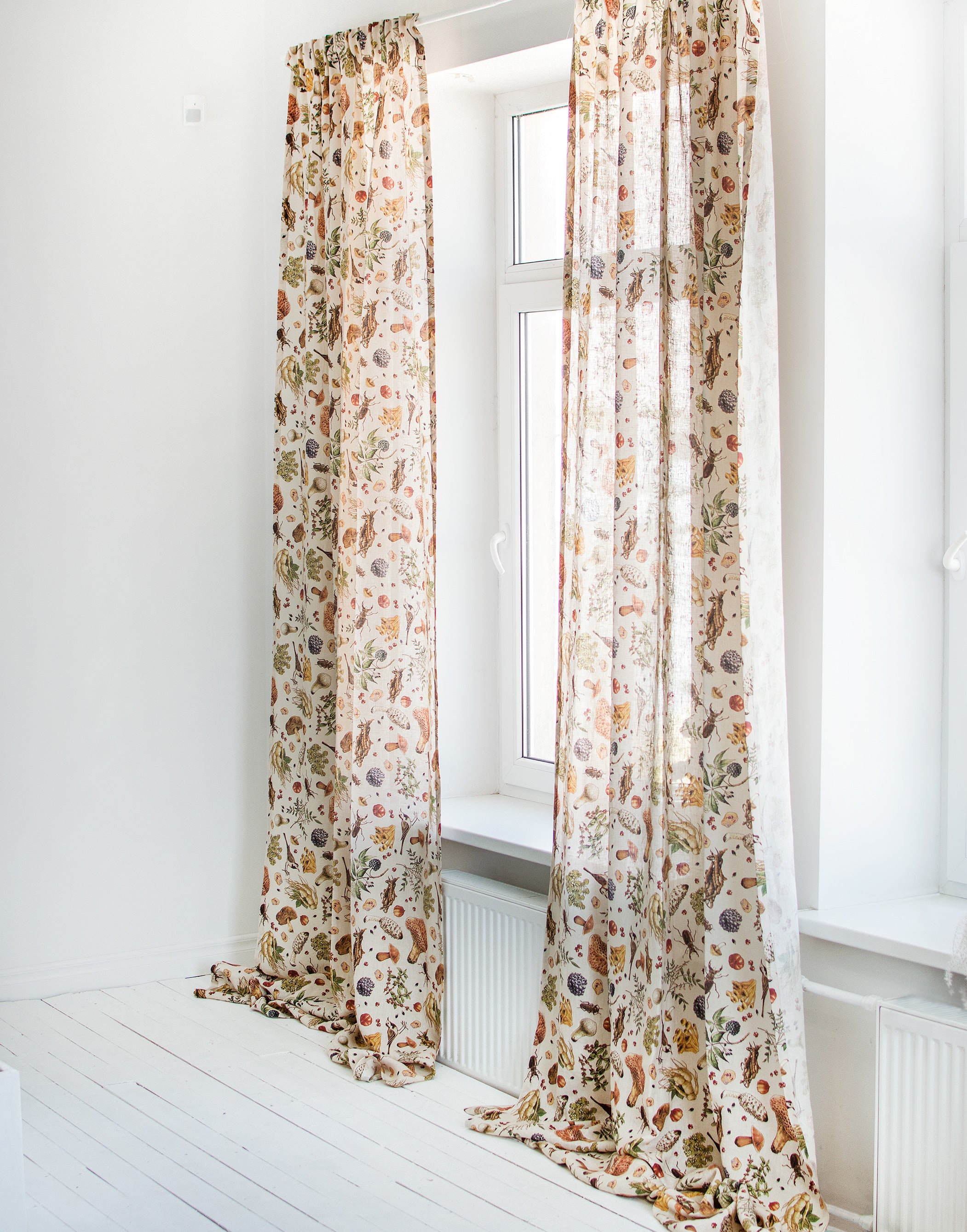 Linen Curtains in Mushroom