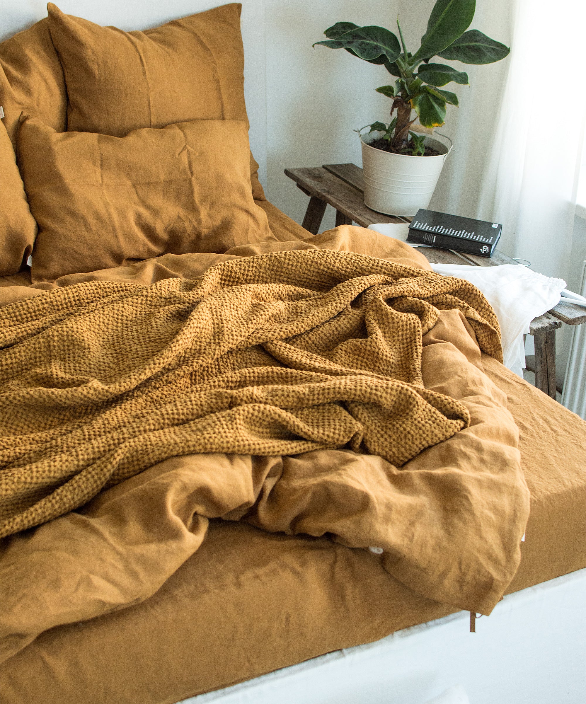 Linen Fitted Sheet in Mustard