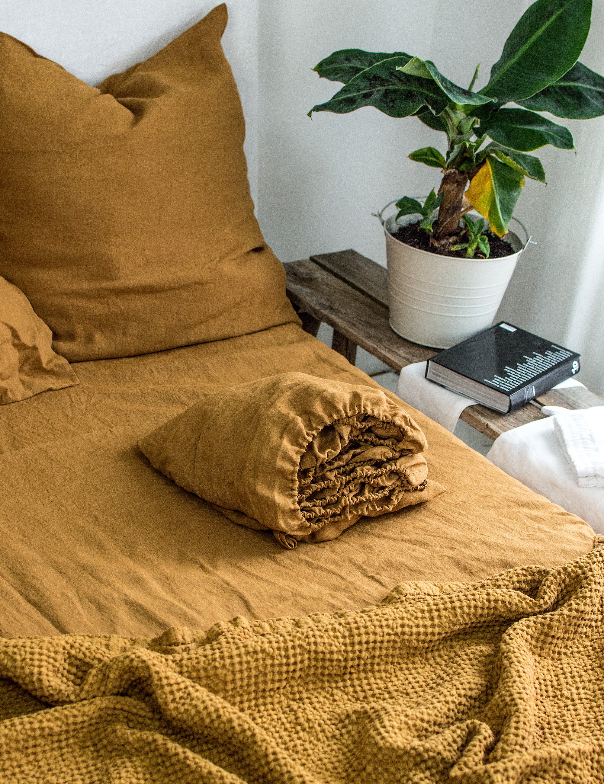 Linen Fitted Sheet in Mustard