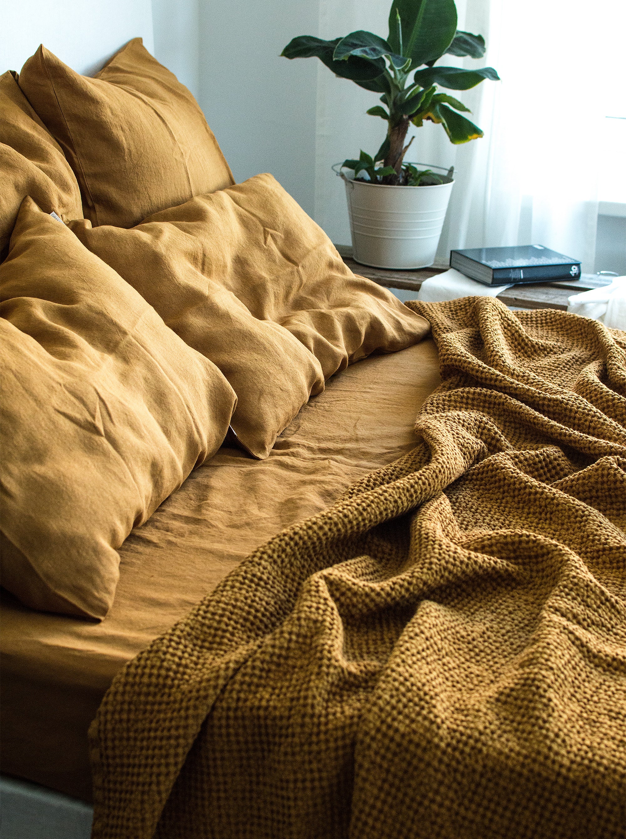 Linen Fitted Sheet in Mustard