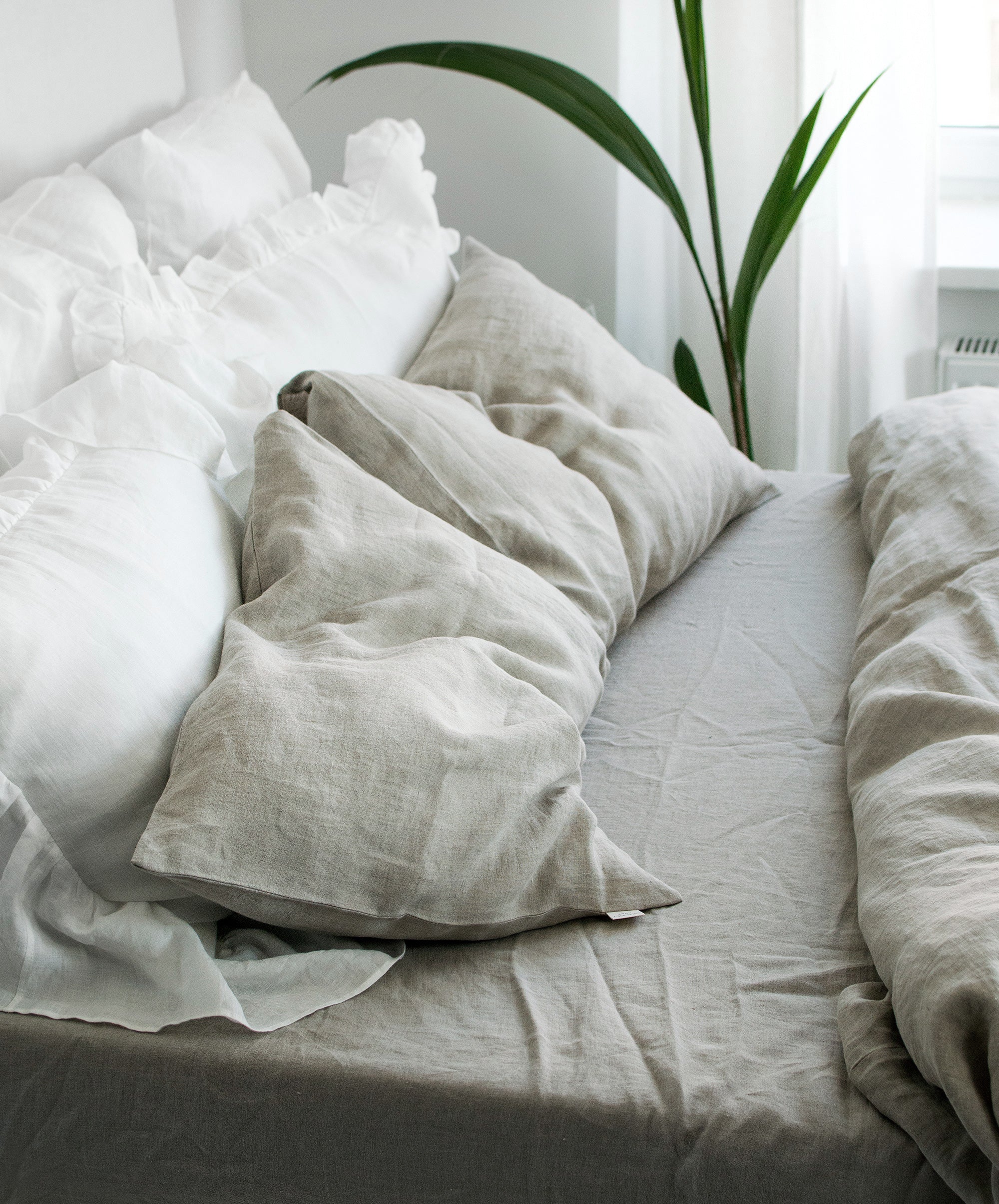 Linen Sheet Set in Natural (Oatmeal)