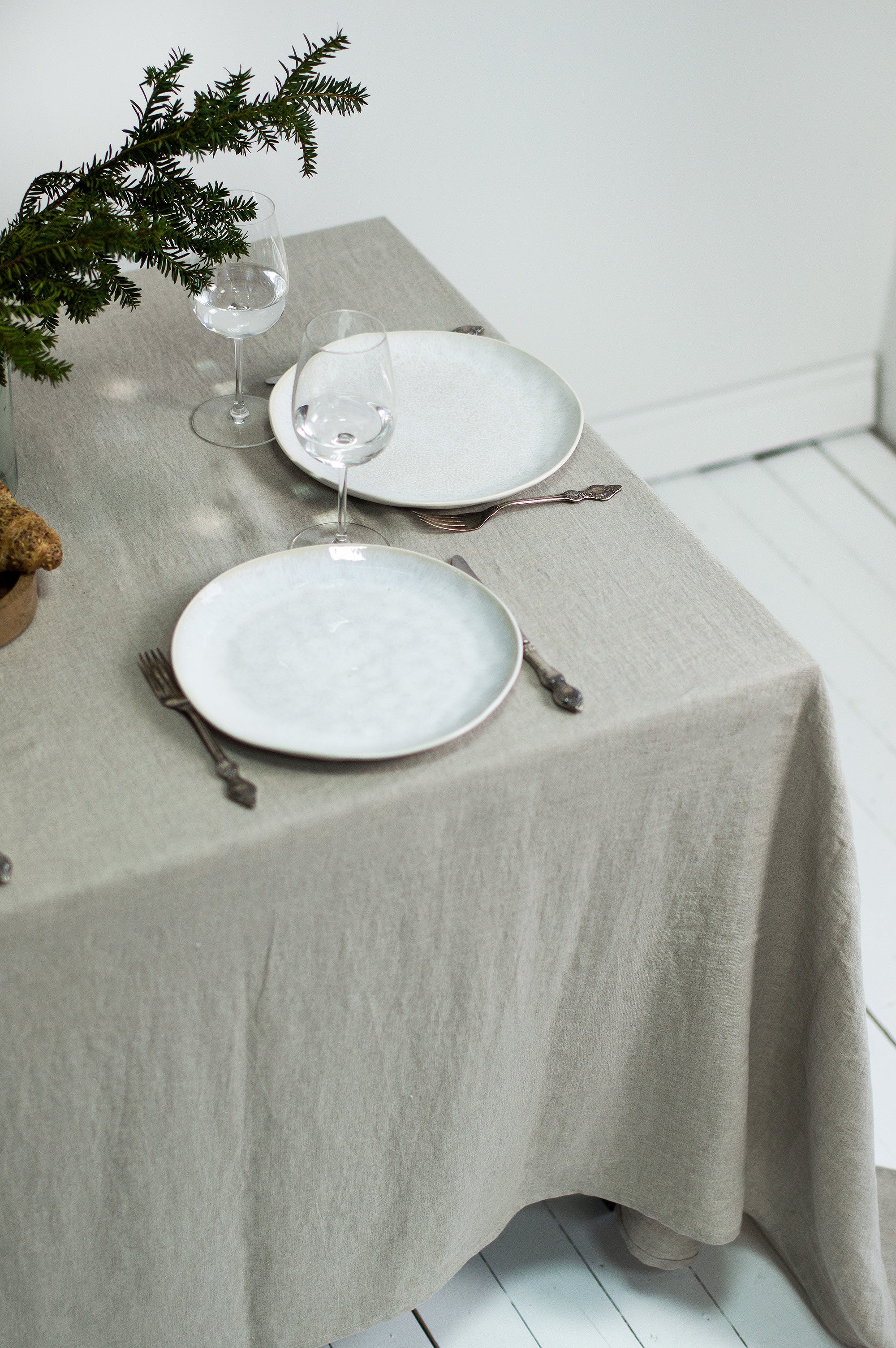 Linen Tablecloth in Natural (Oatmeal)