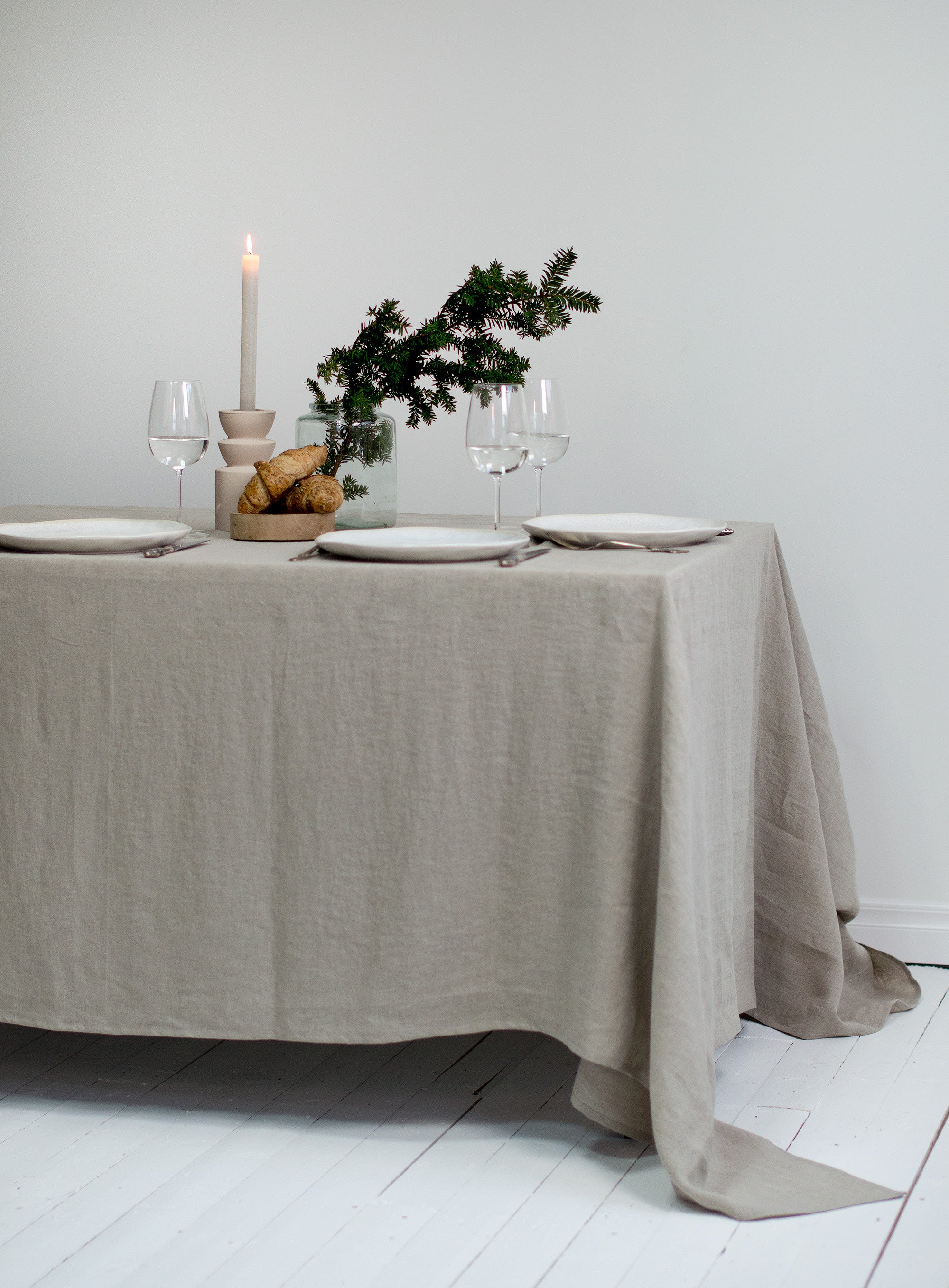 Linen Tablecloth in Natural (Oatmeal)