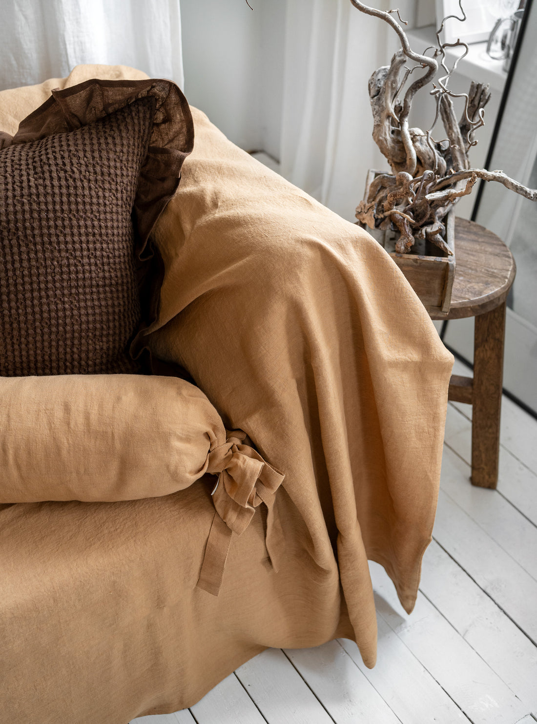 Linen Couch Cover in Peanut