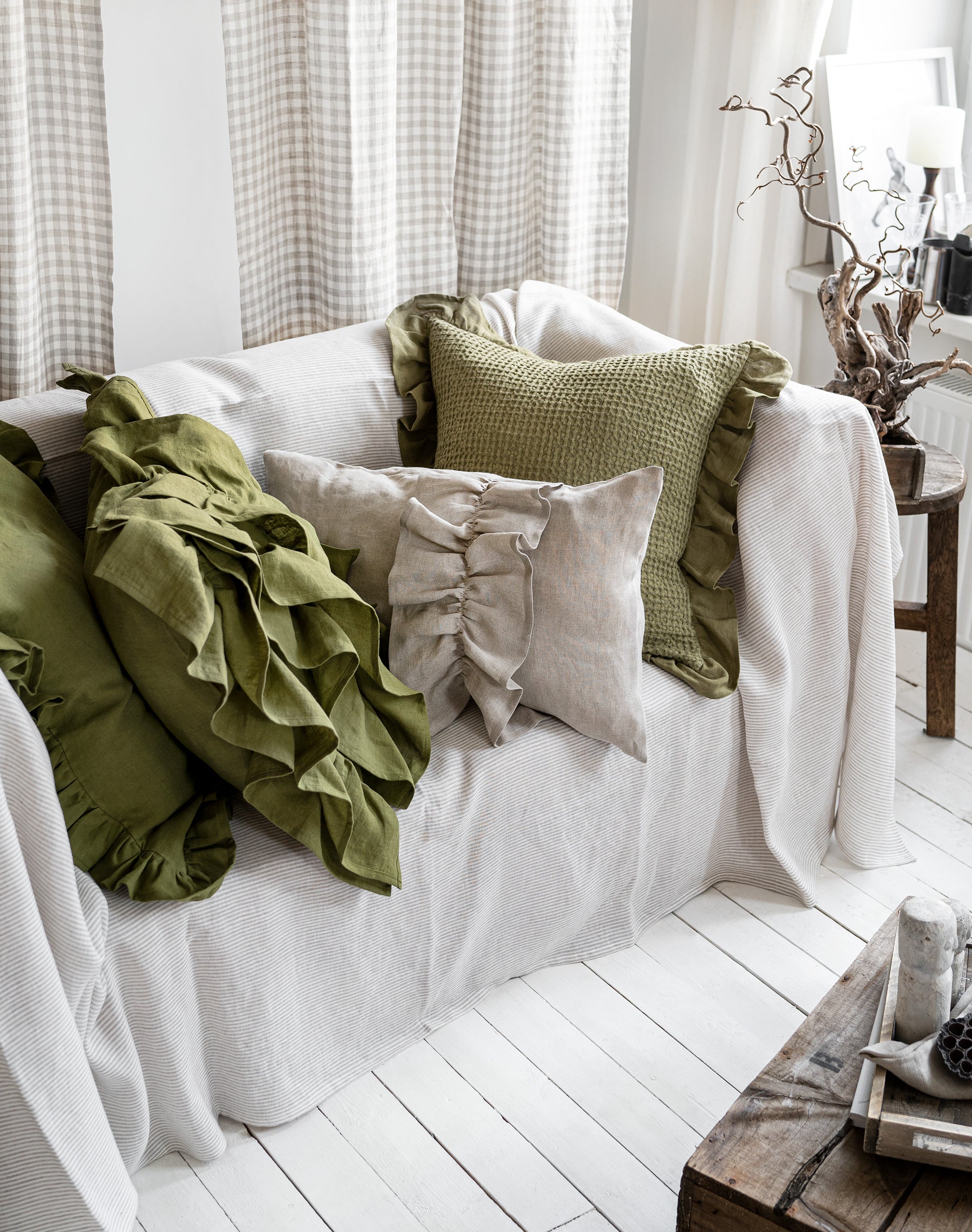 Linen Couch Cover in Pinstripe