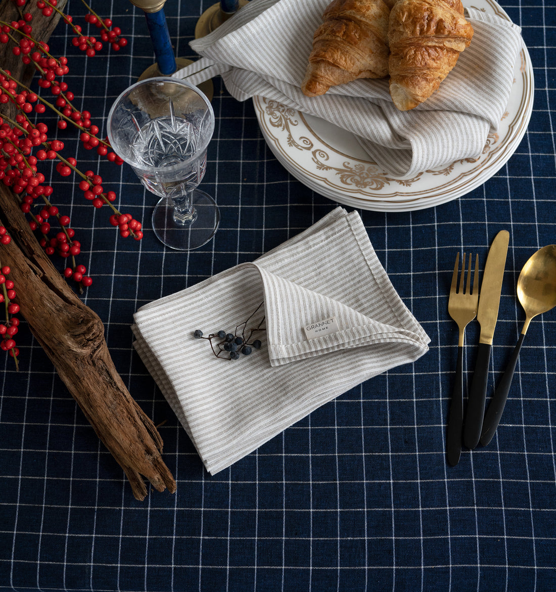 Linen Placemat in Pinstripes