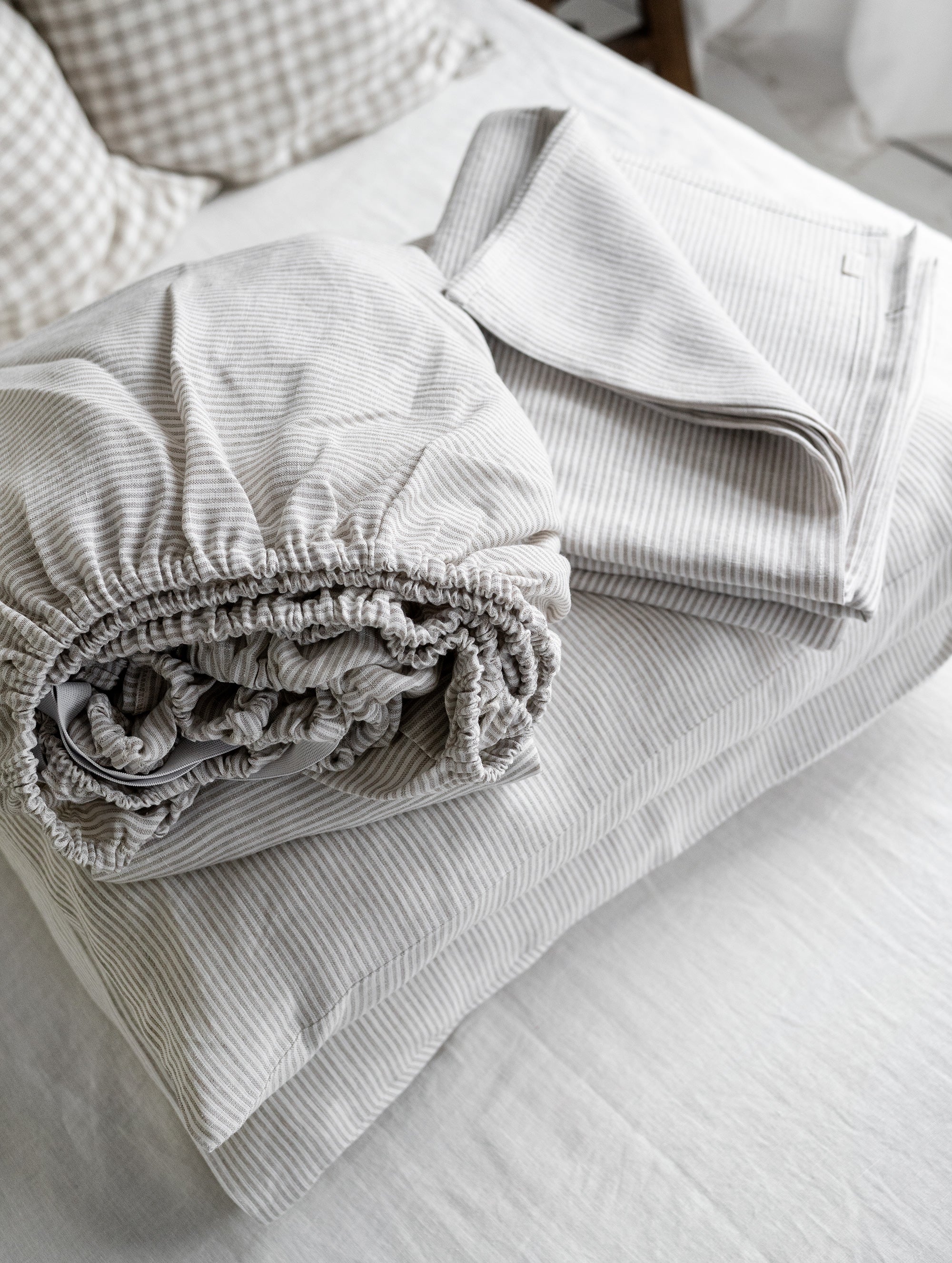Linen Sheet Set in Natural Pinstripe