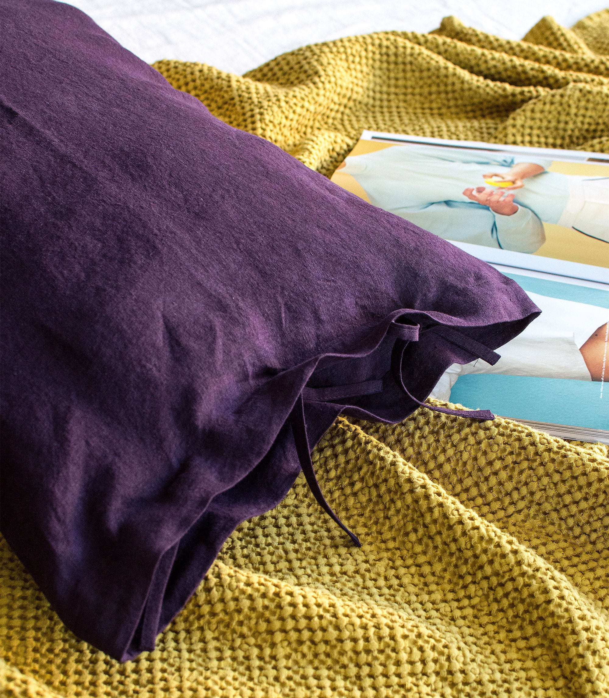 Linen Bedding Set in Plum - Duvet Cover & 2 Pillowcases