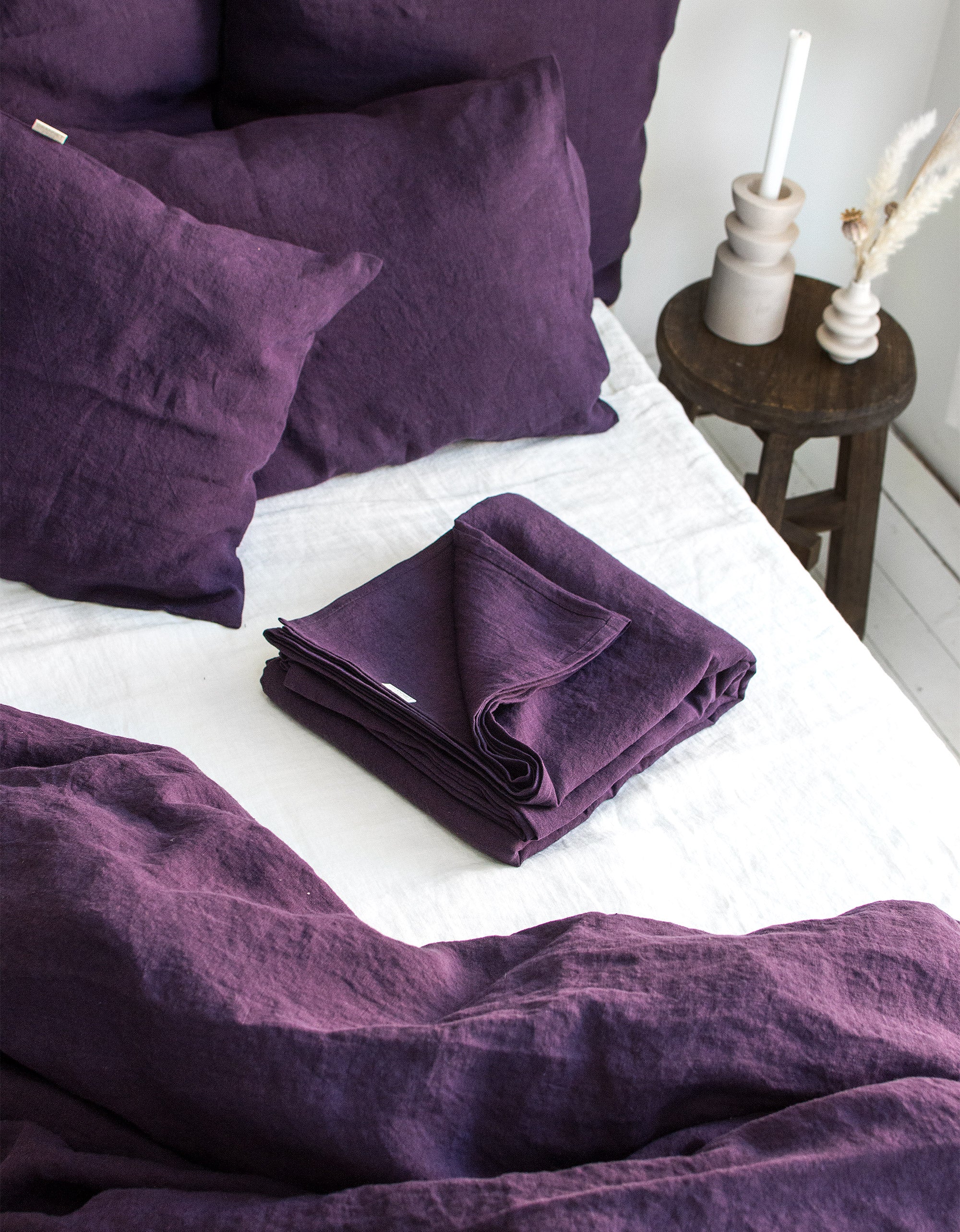 Linen Flat Sheet in Plum