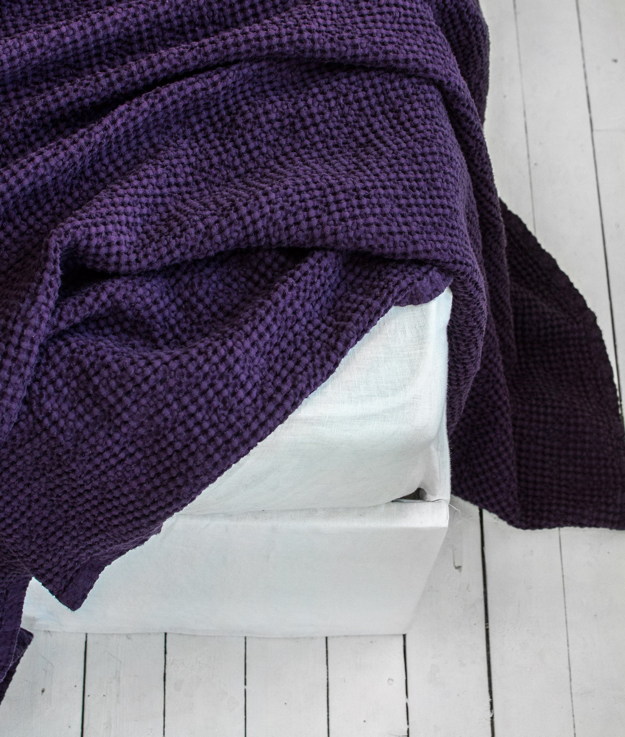 Waffle Blanket in Plum