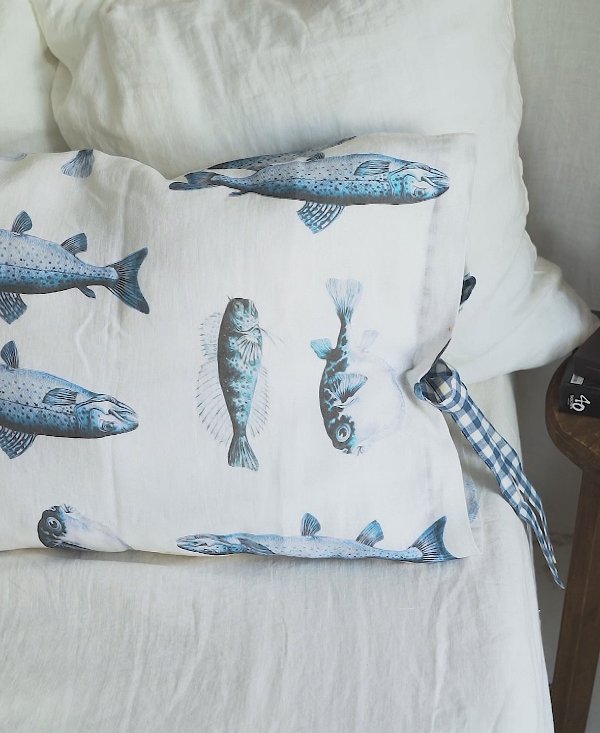Linen Pillowcase with Gingham Ribbon
