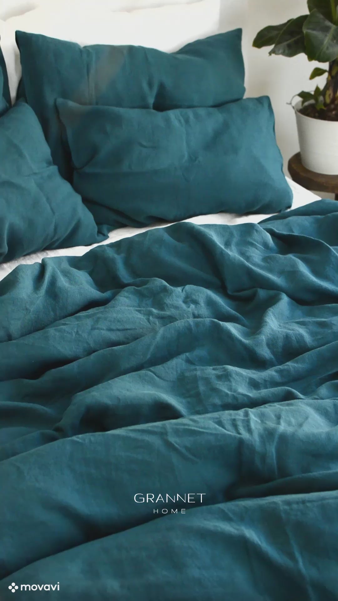 Linen Sheet Set in Emerald Blue