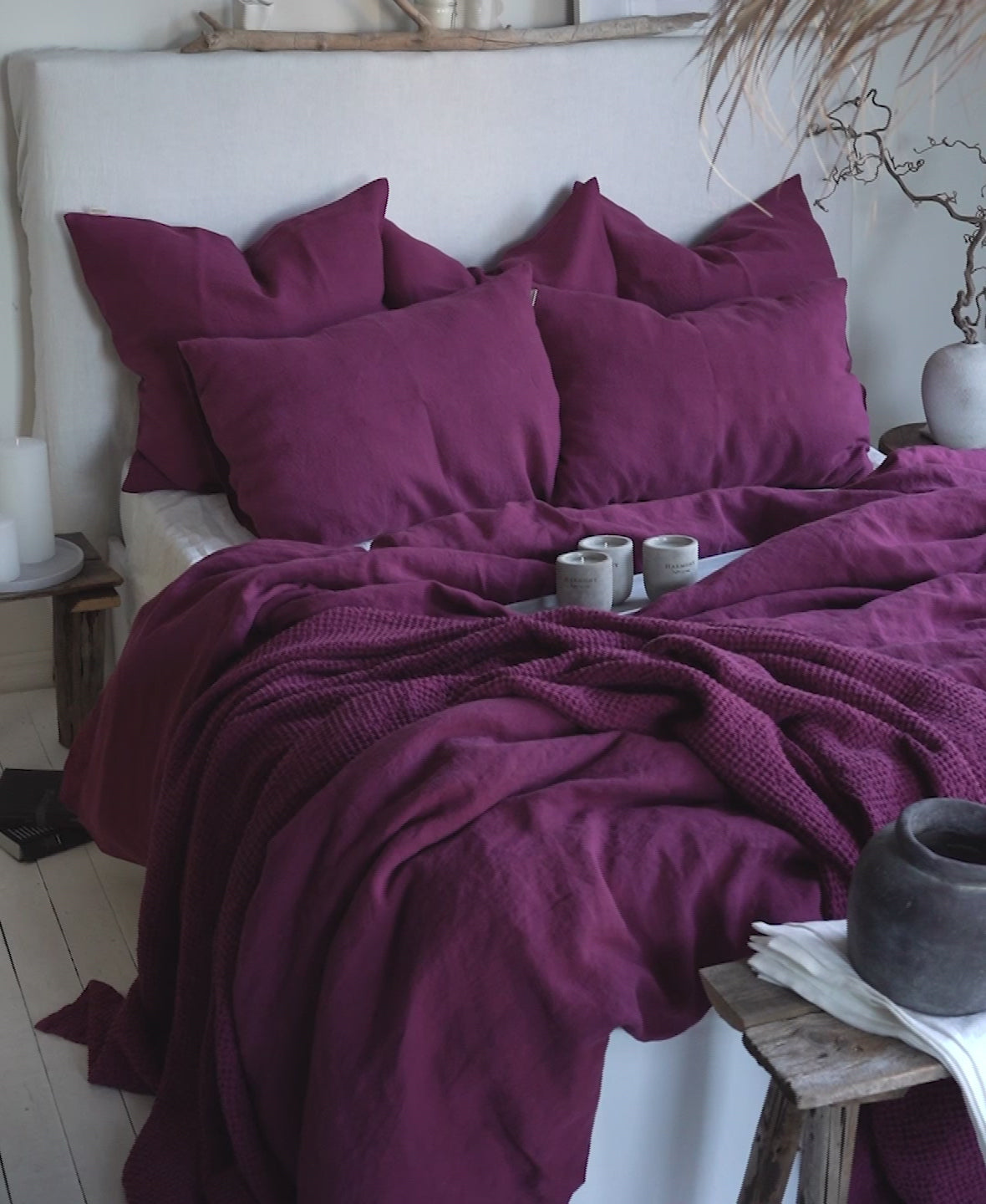 Linen Fitted Sheet in Fuchsia