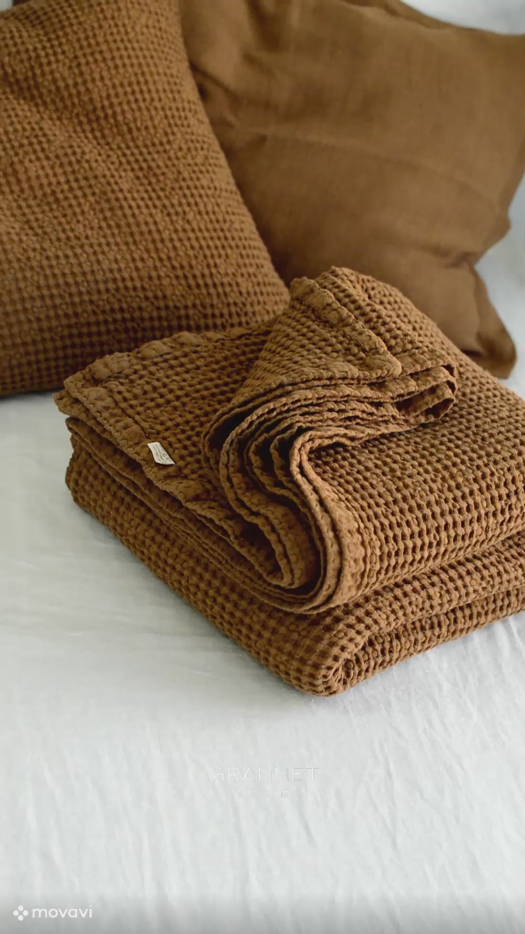 Waffle Blanket in Tobacco