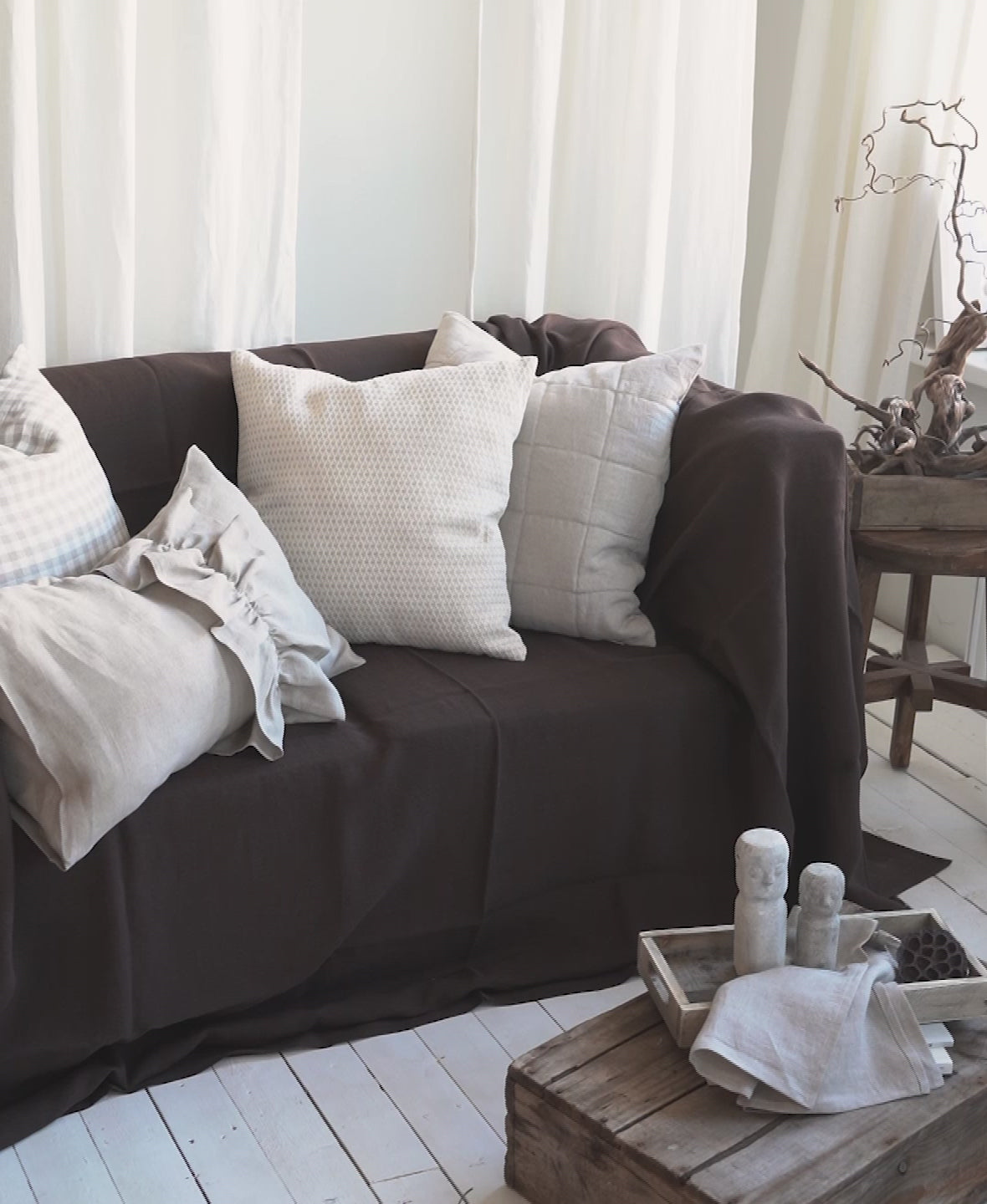 Linen Couch Cover in Chocolate