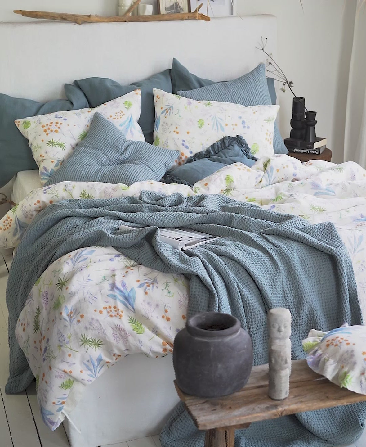 Linen Flat Sheet in Floral pattern