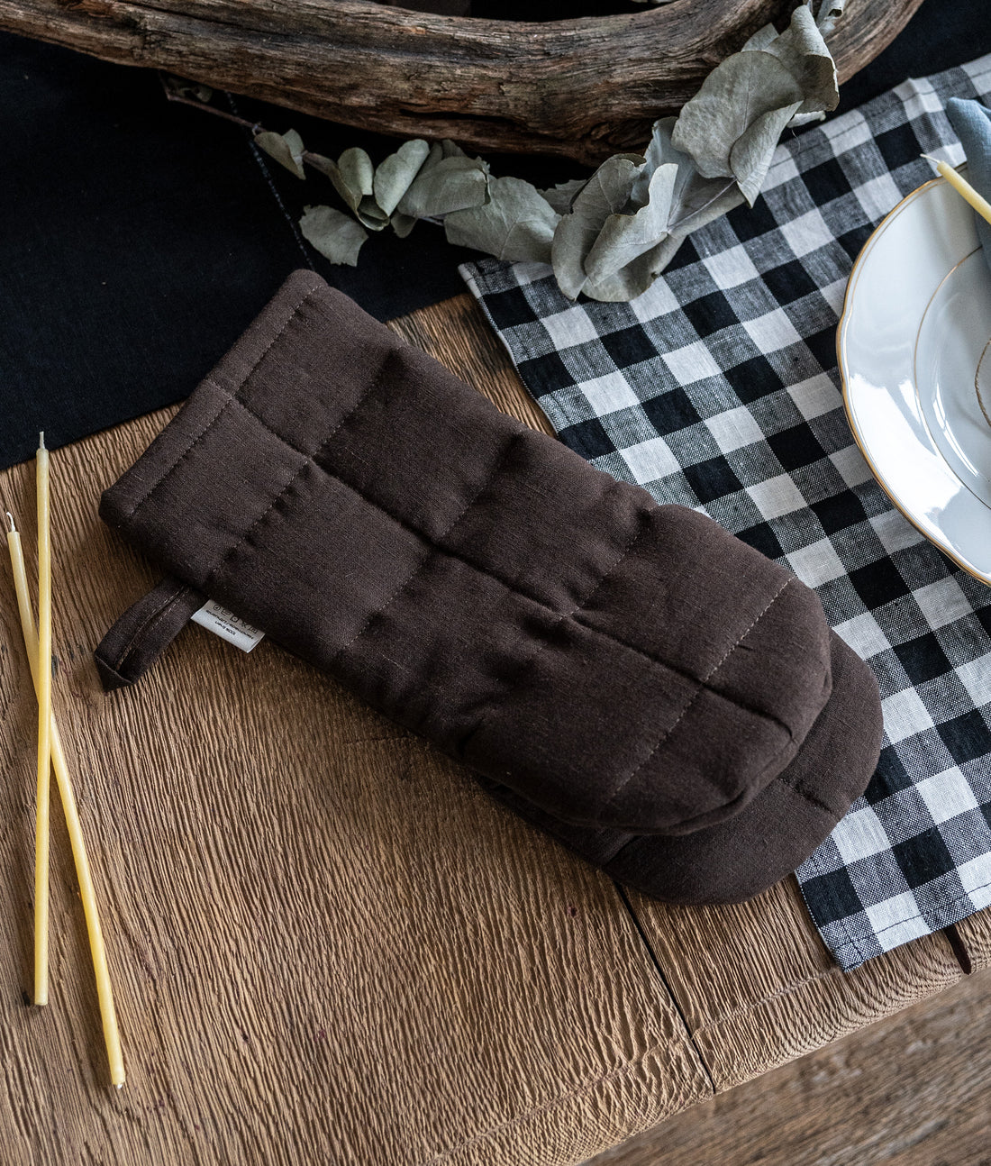 Oven Mitt Glove in Chocolate