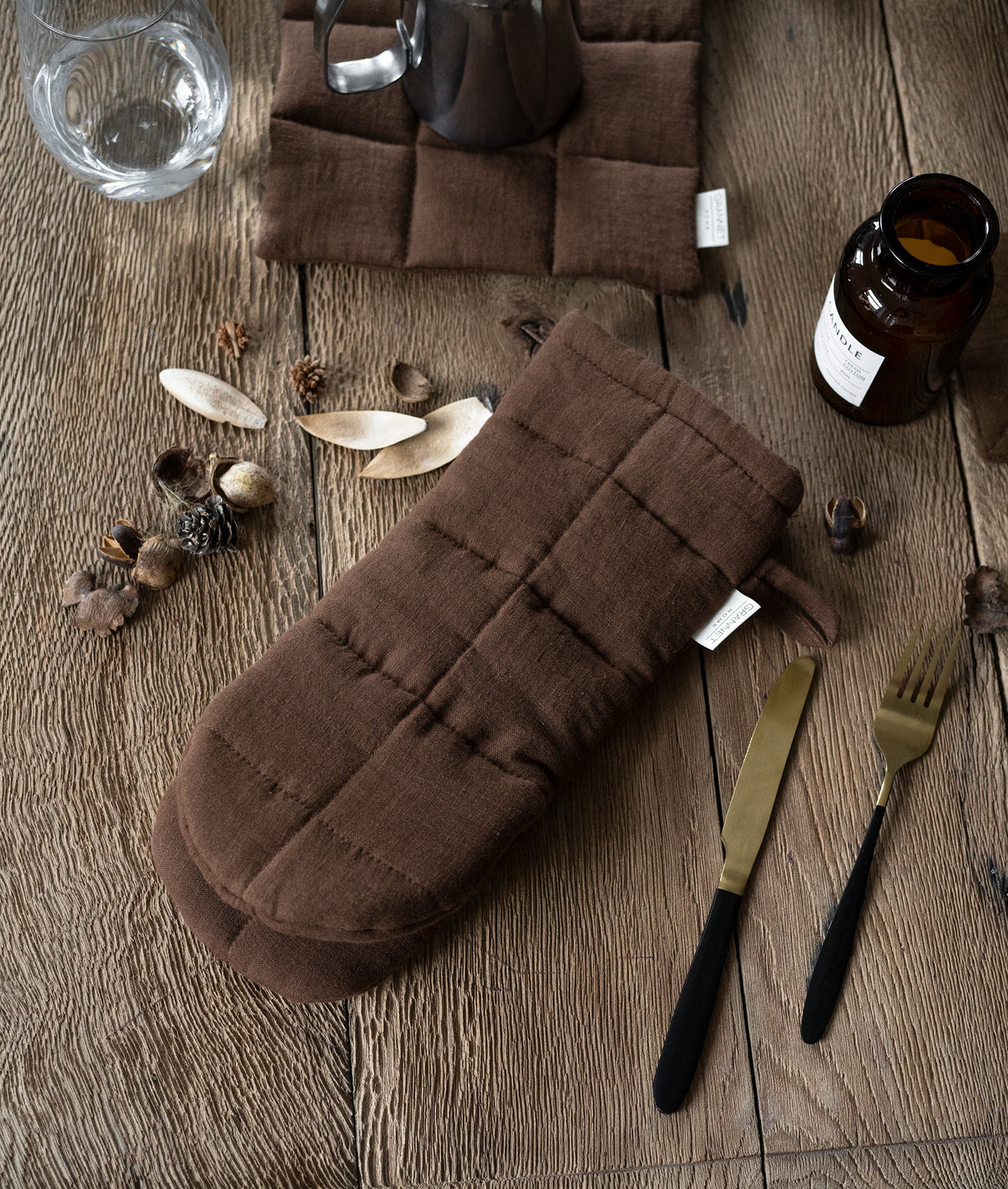 Oven Mitt Glove in Walnut
