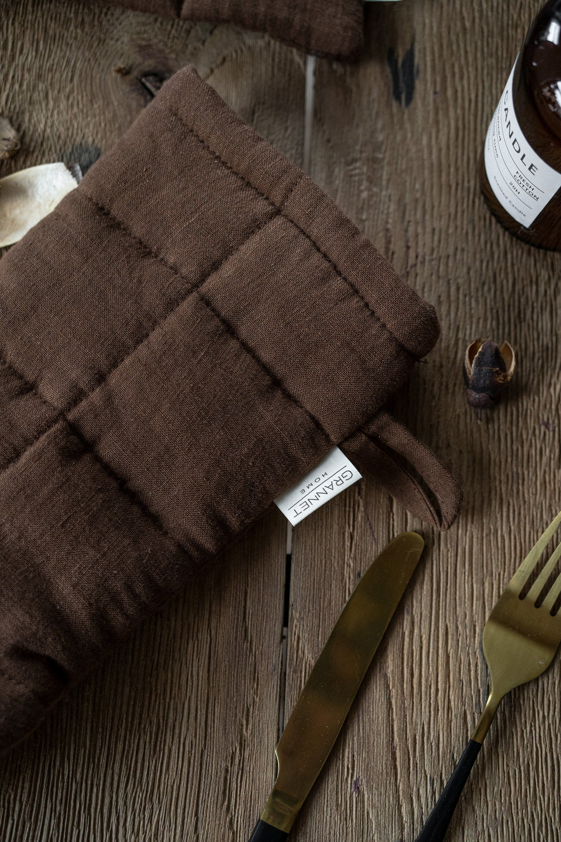 Oven Mitt Glove in Walnut