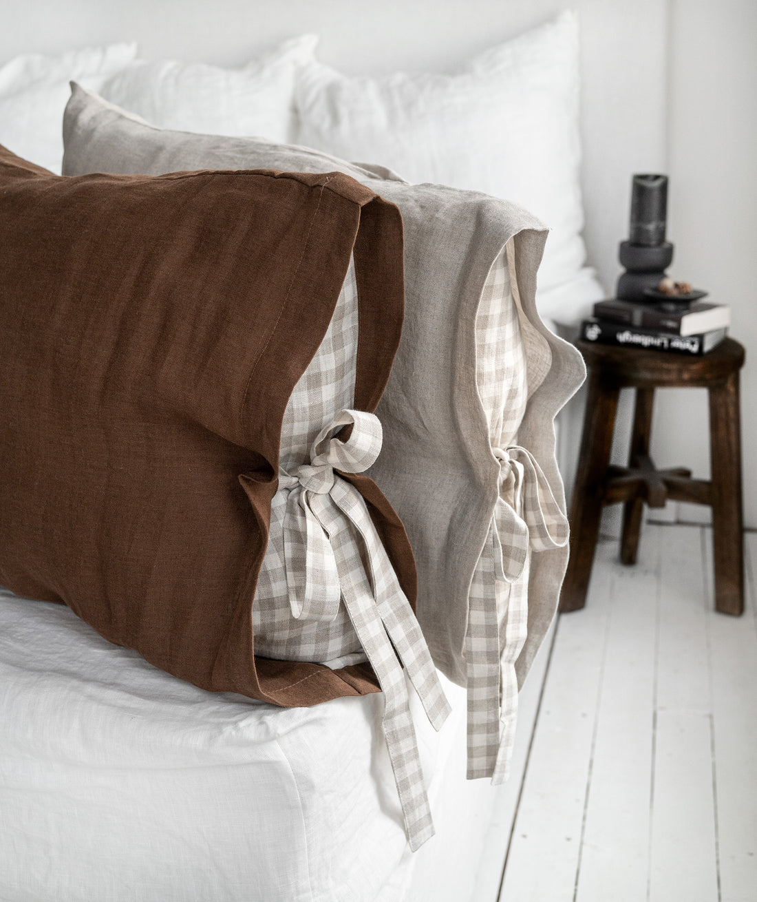 Linen Pillowcase with Gingham Ribbon