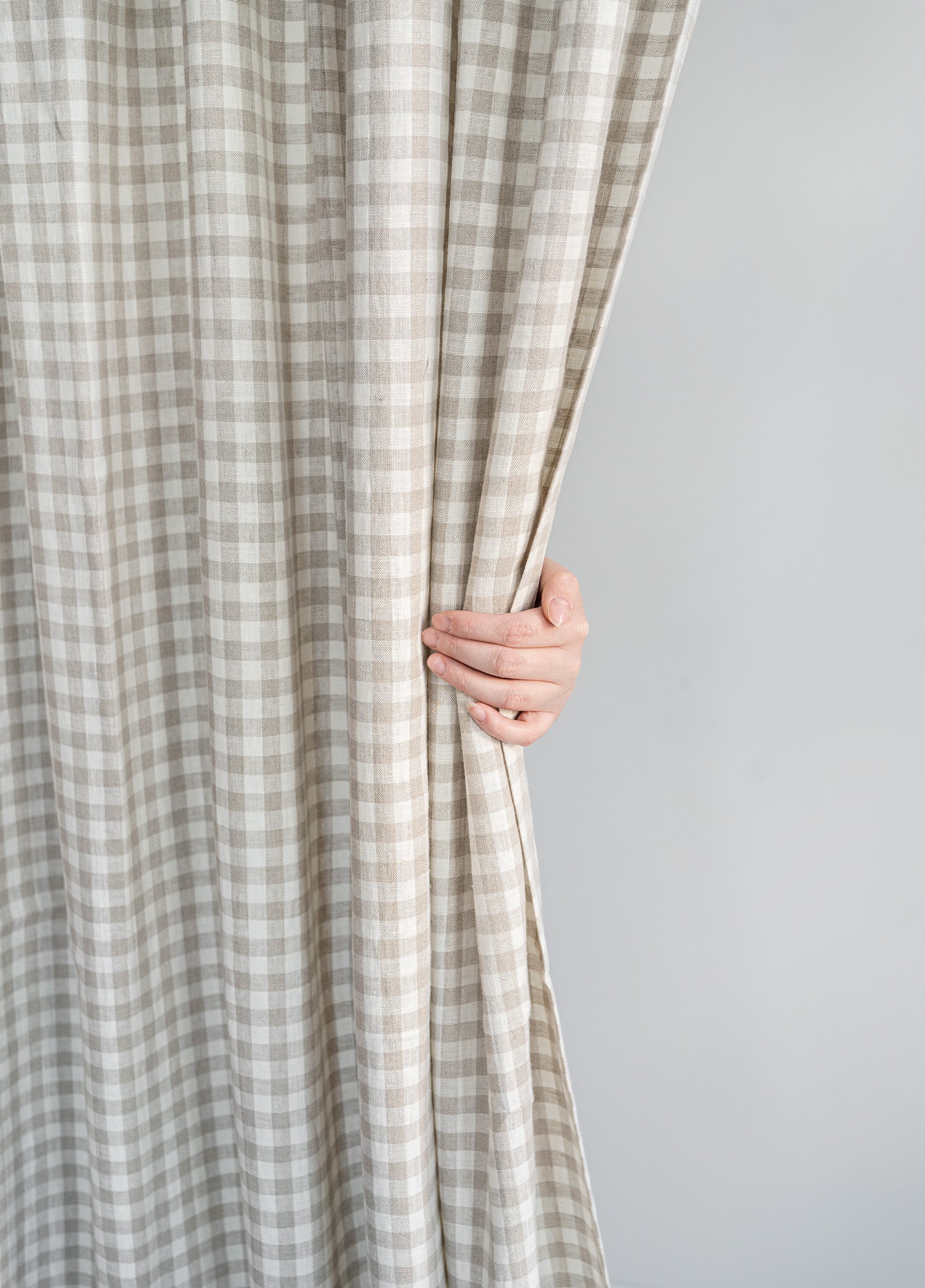 Rod Pocket Linen Curtains in Natural Gingham