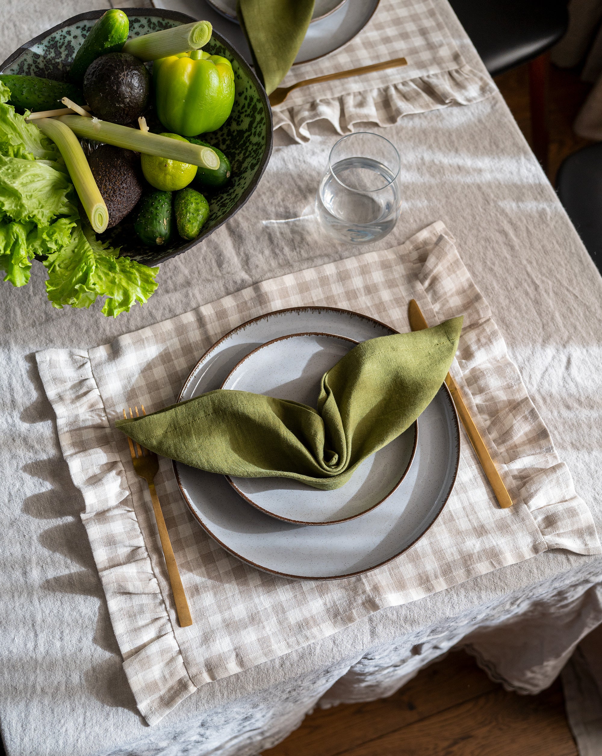 Linen Placemat in Natural Gingham with Ruffles