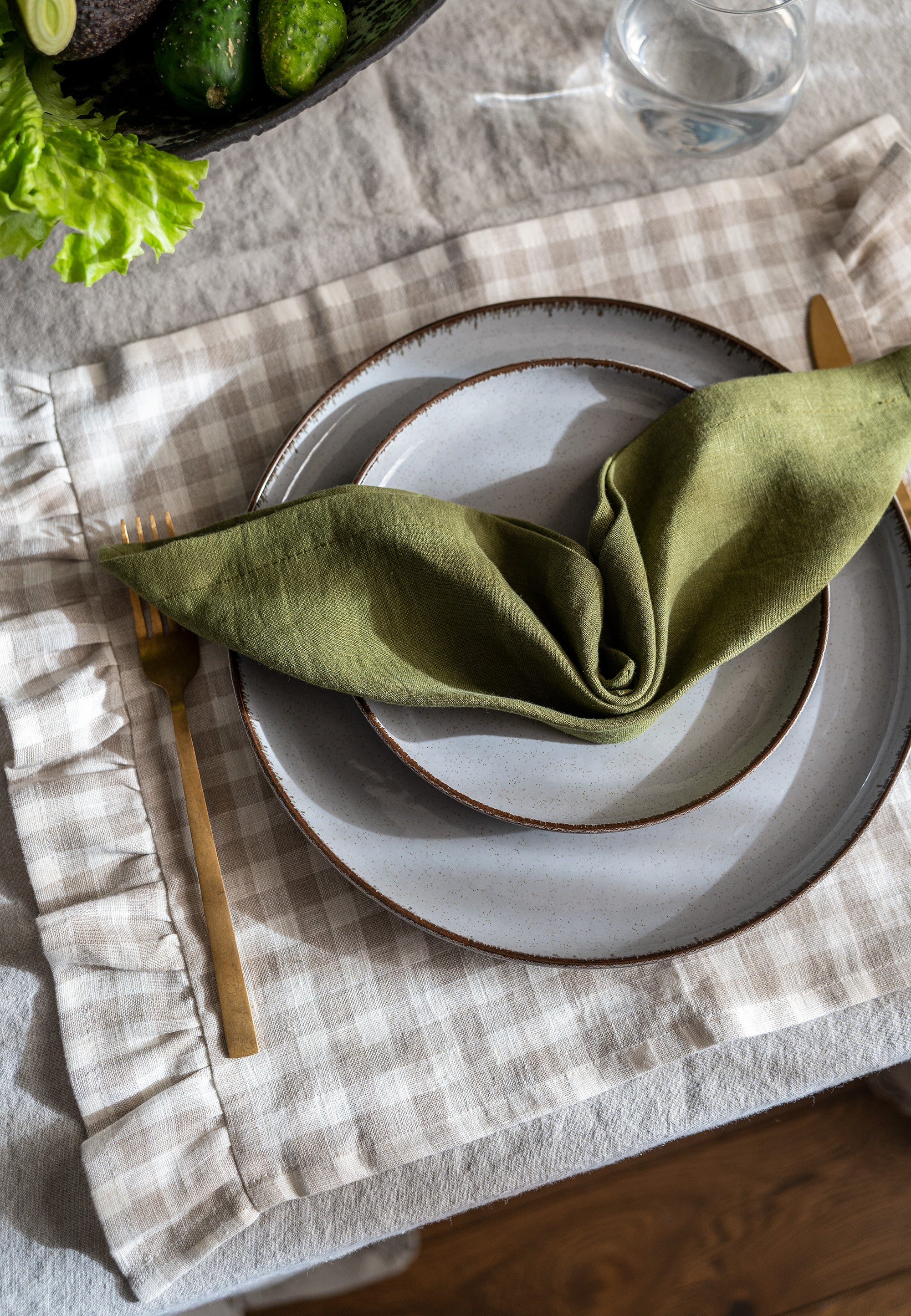 Linen Placemat in Natural Gingham with Ruffles