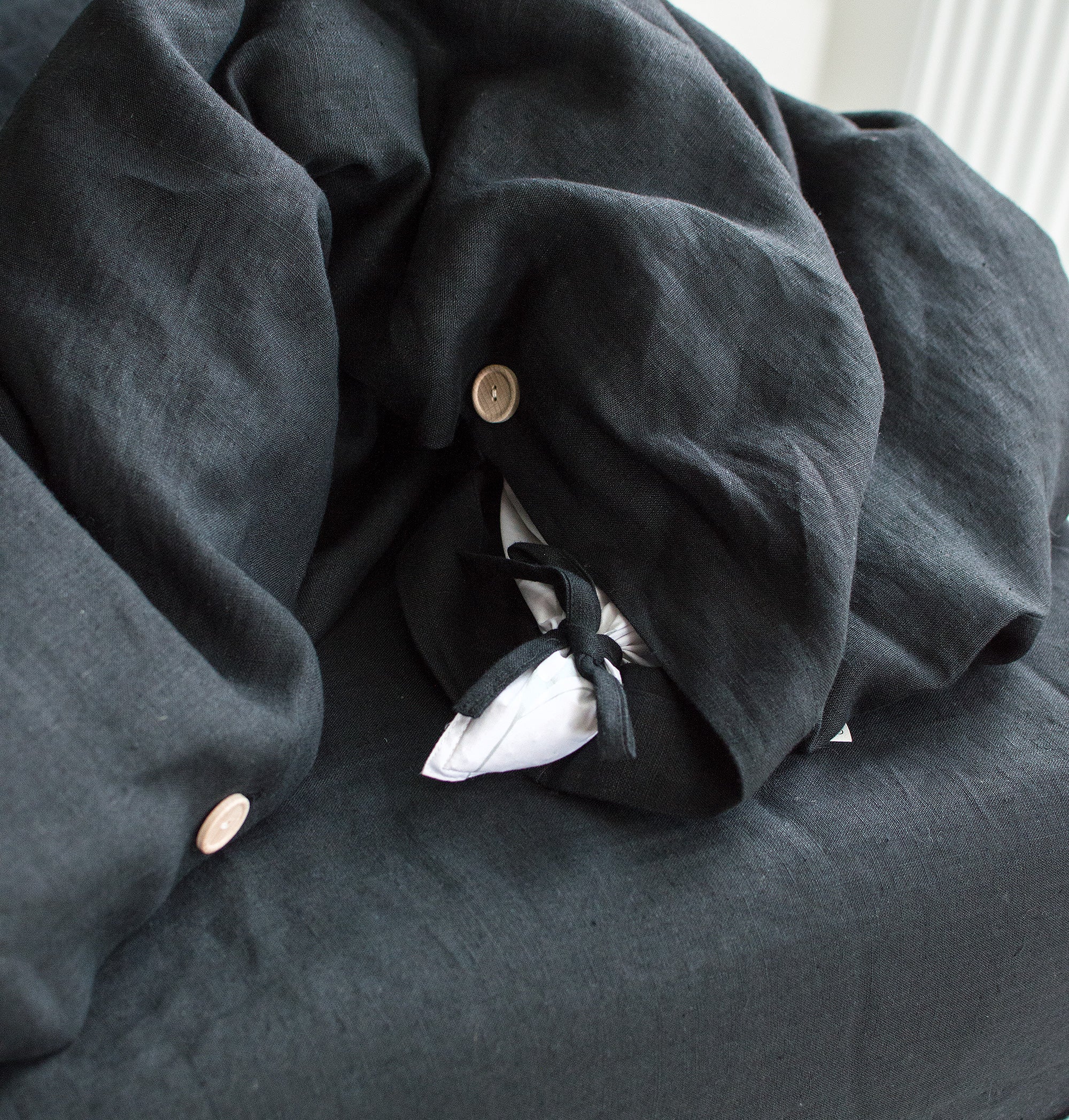Linen Bedding Set in Space Black - Duvet Cover & 2 Pillowcases